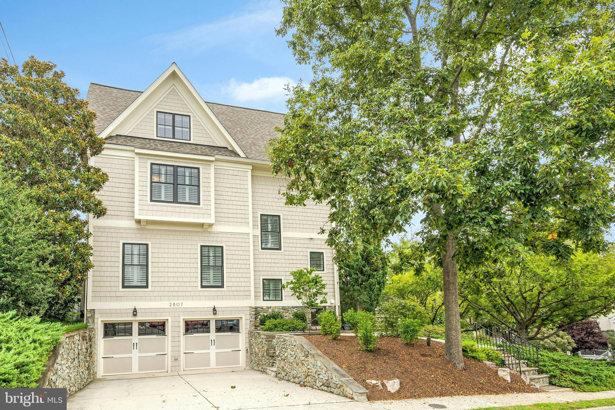 LYON PARK - Residential