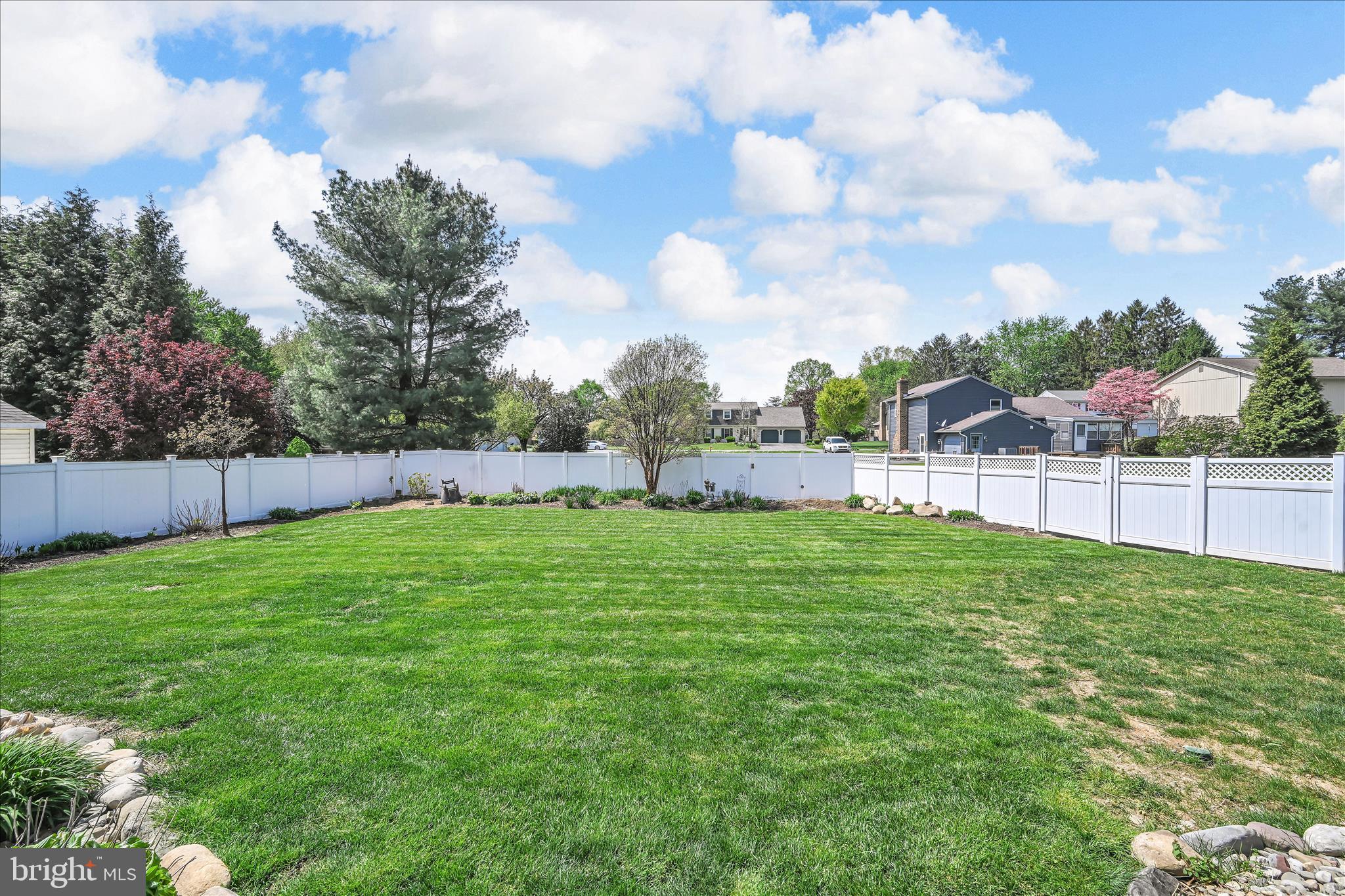 LANDISVILLE - Residential