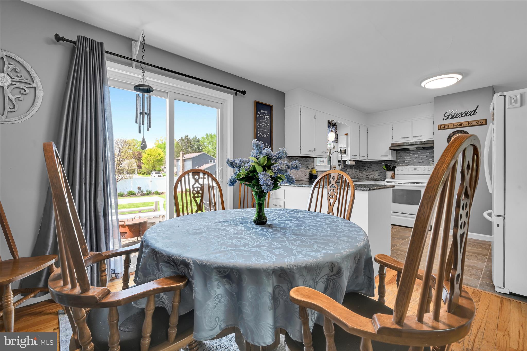 LANDISVILLE - Residential