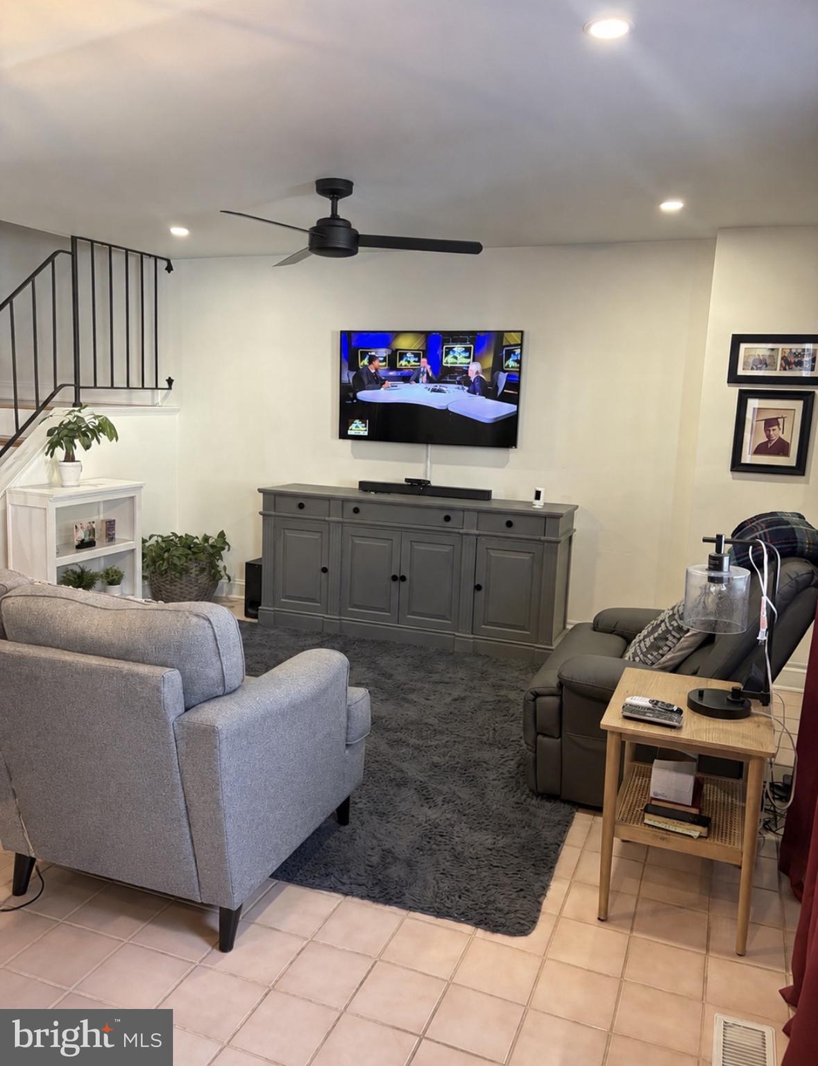 OLDE KENSINGTON - Residential