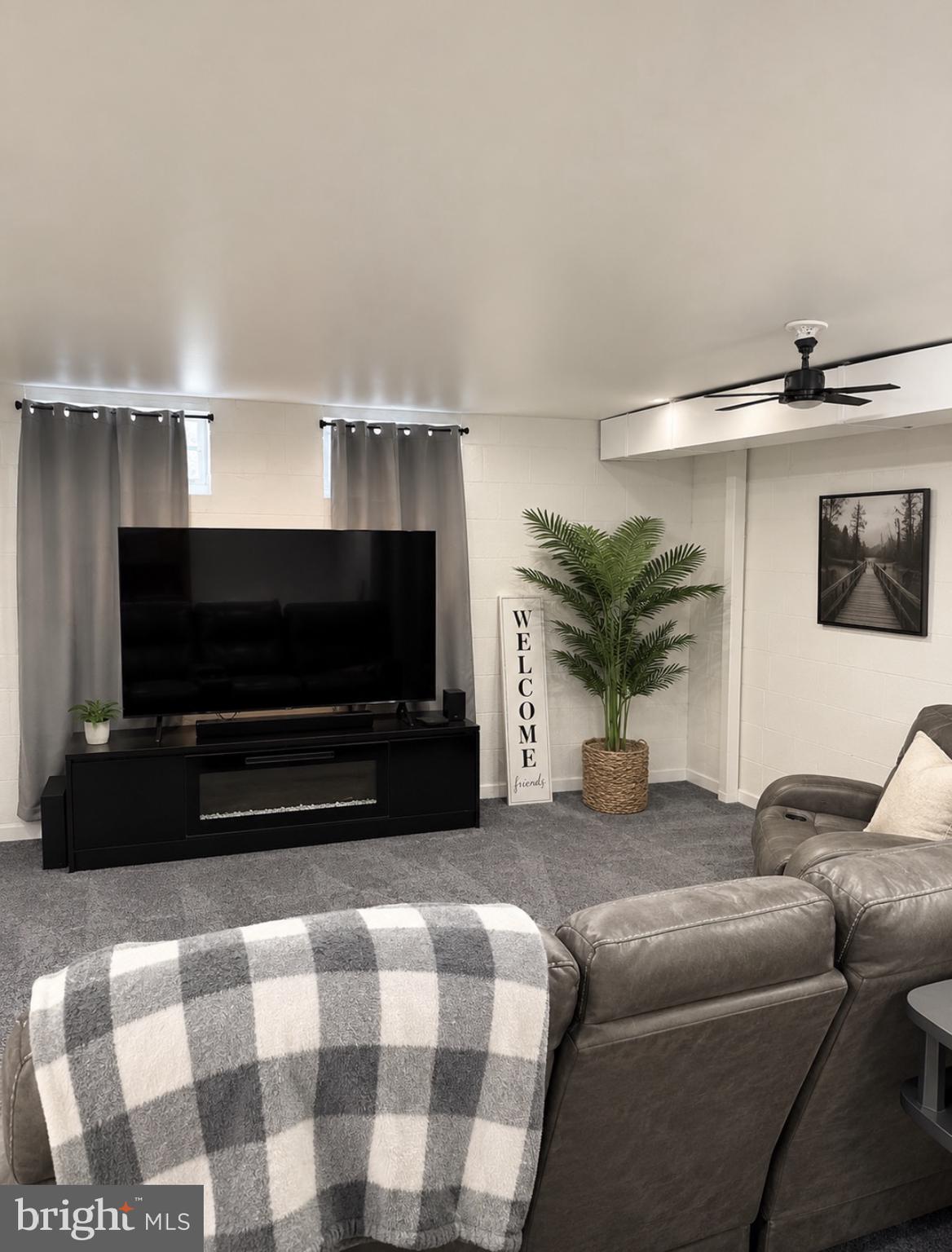 OLDE KENSINGTON - Residential