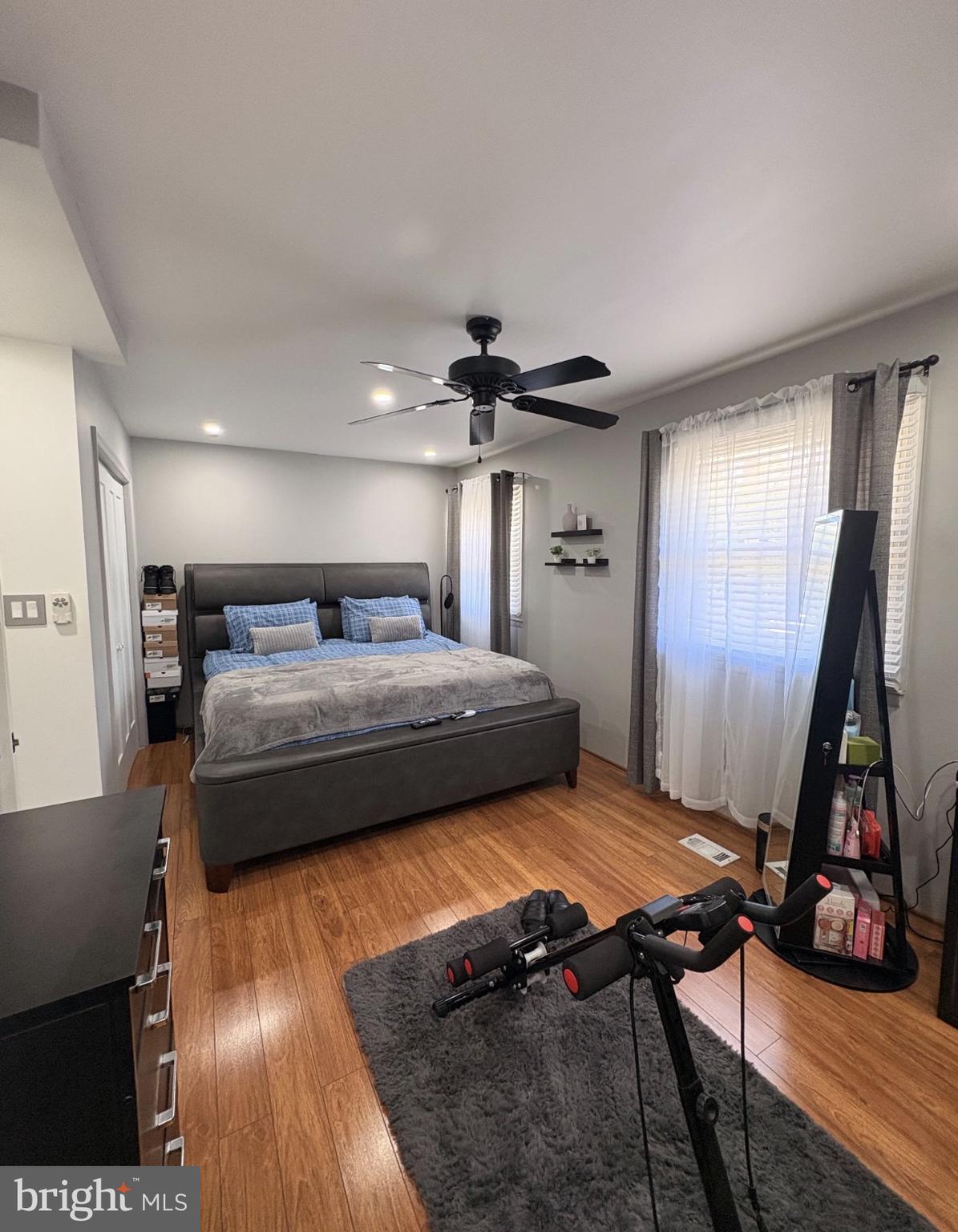 OLDE KENSINGTON - Residential