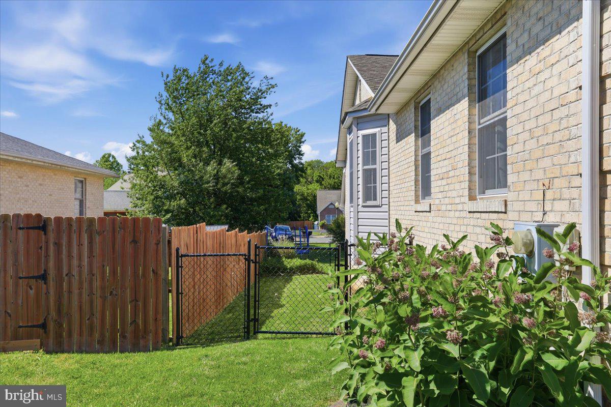 BEAU RIDGE - Residential