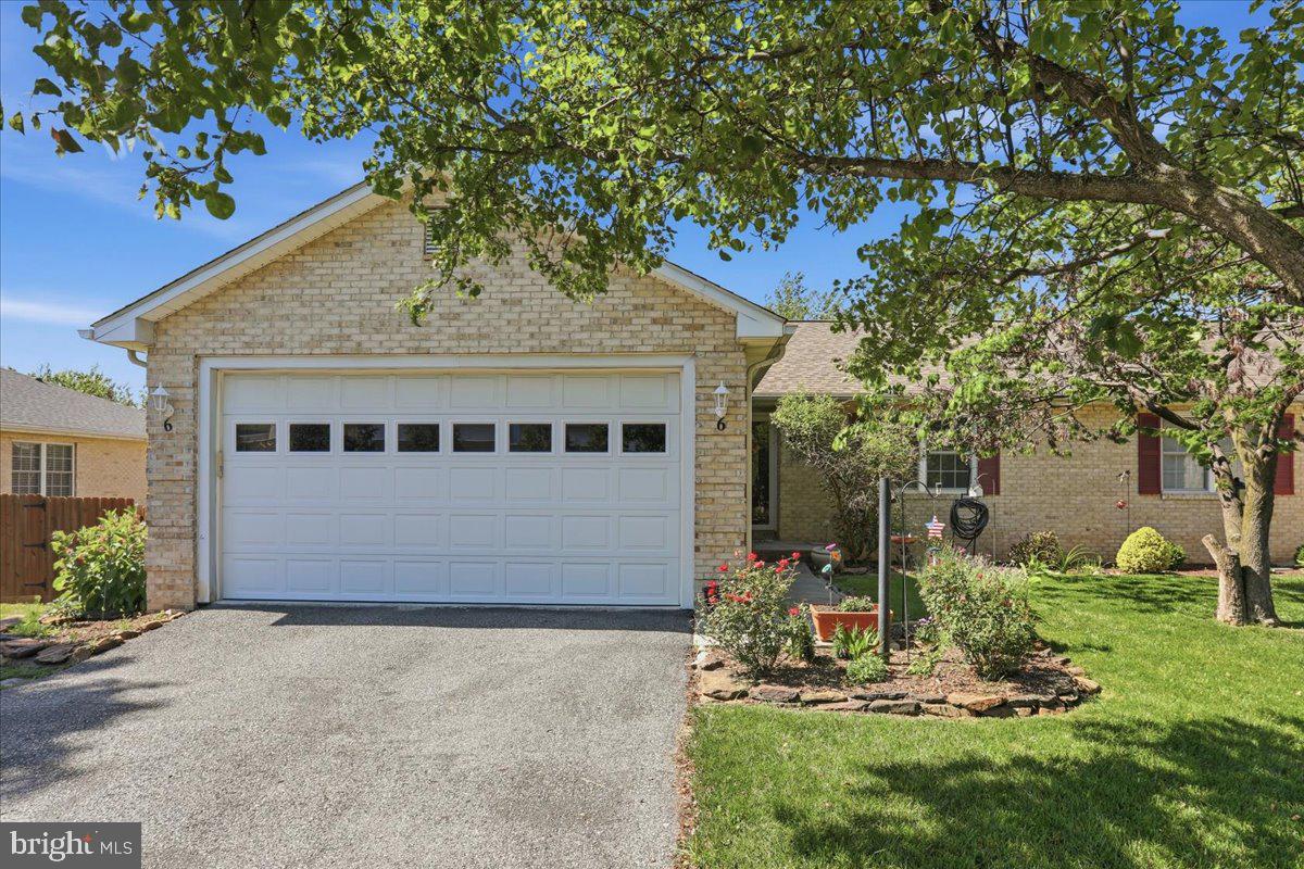 BEAU RIDGE - Residential