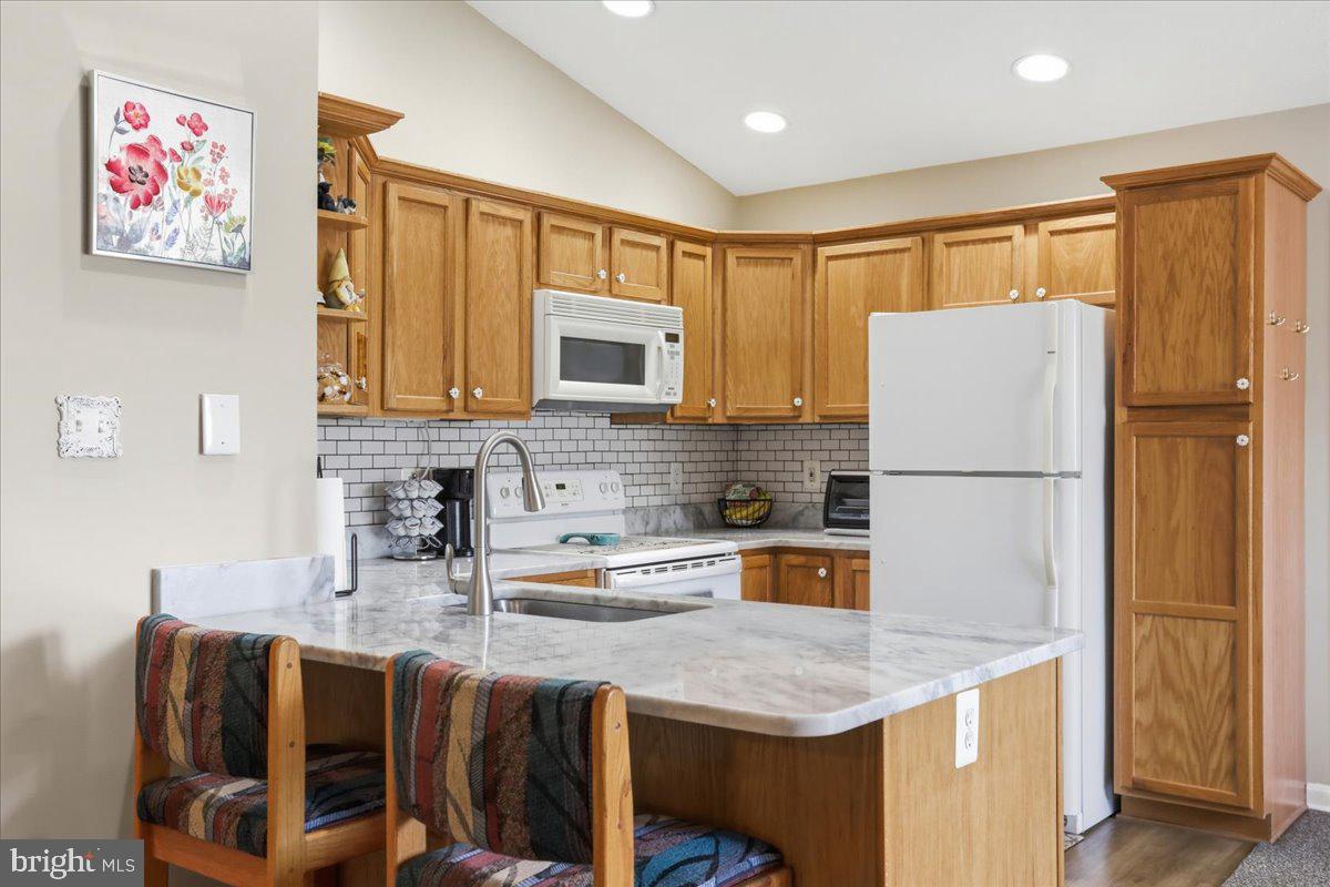 BEAU RIDGE - Residential