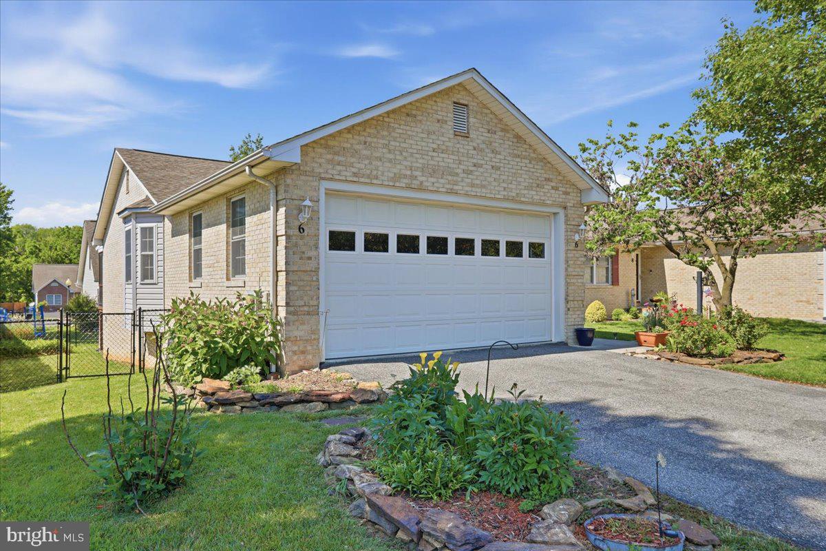 BEAU RIDGE - Residential