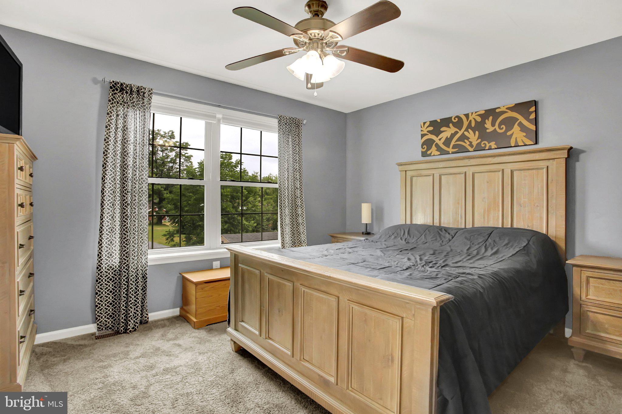 MOUNTAIN VIEW ESTATES - Residential