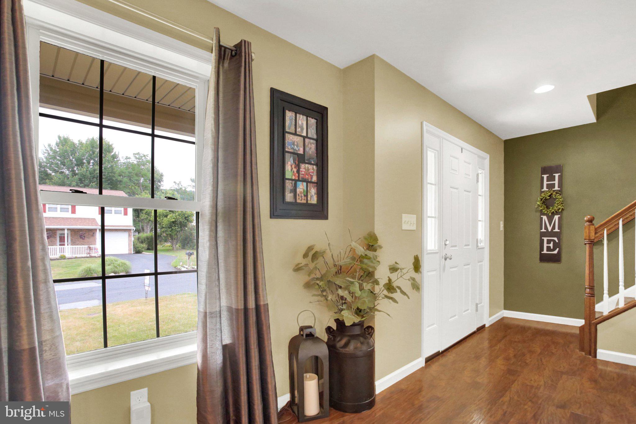 MOUNTAIN VIEW ESTATES - Residential