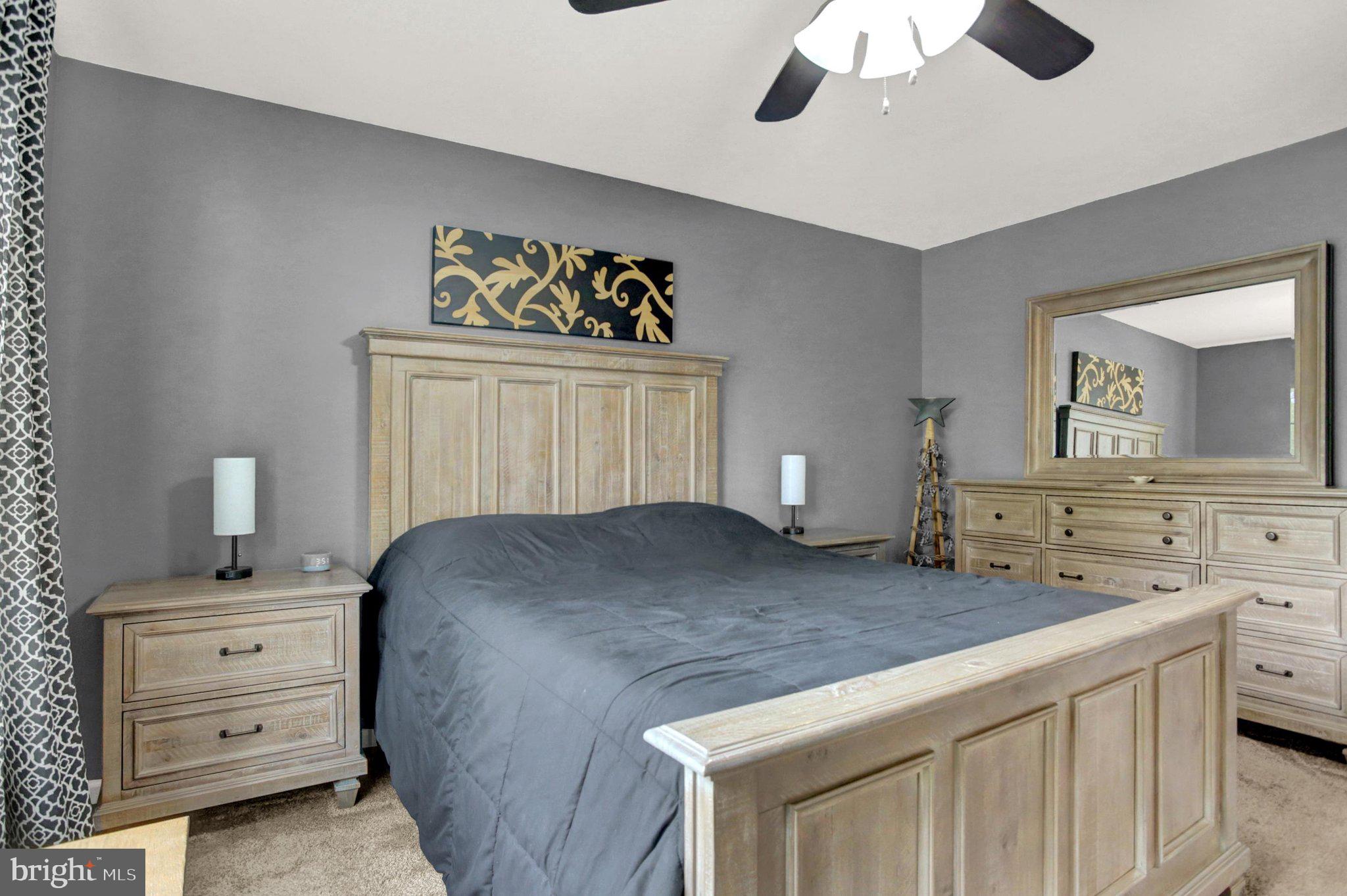 MOUNTAIN VIEW ESTATES - Residential