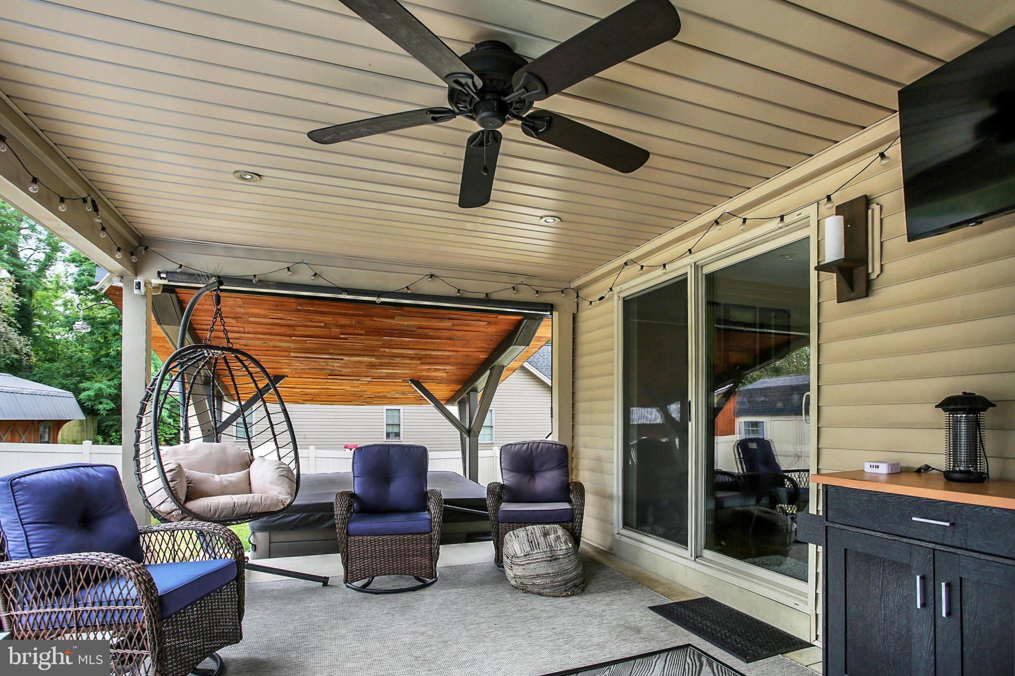 MOUNTAIN VIEW ESTATES - Residential
