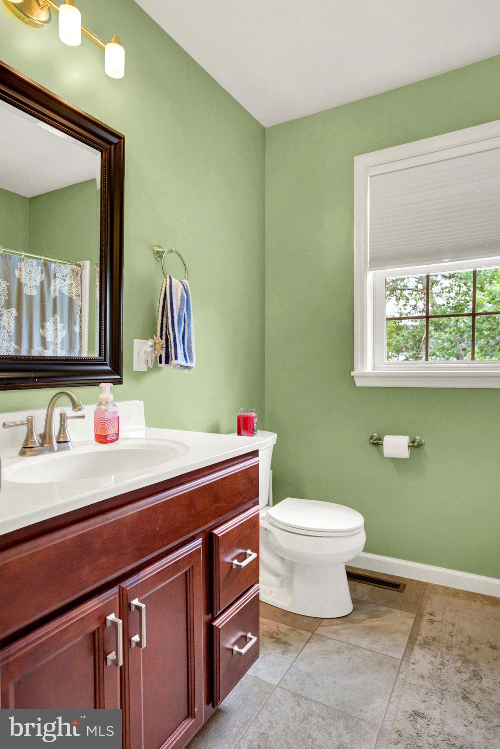 MOUNTAIN VIEW ESTATES - Residential