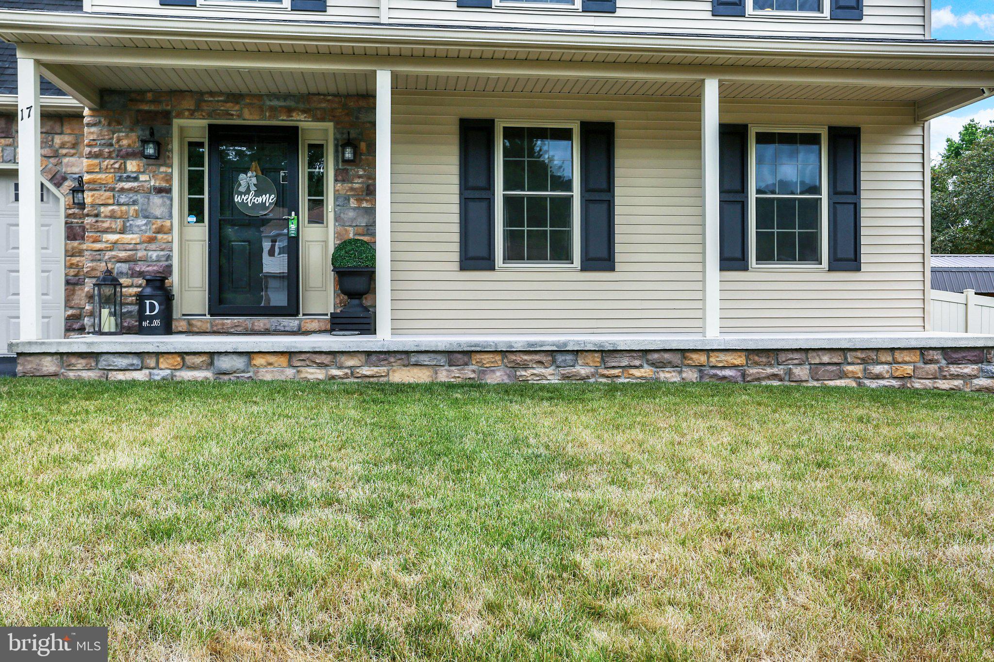 MOUNTAIN VIEW ESTATES - Residential