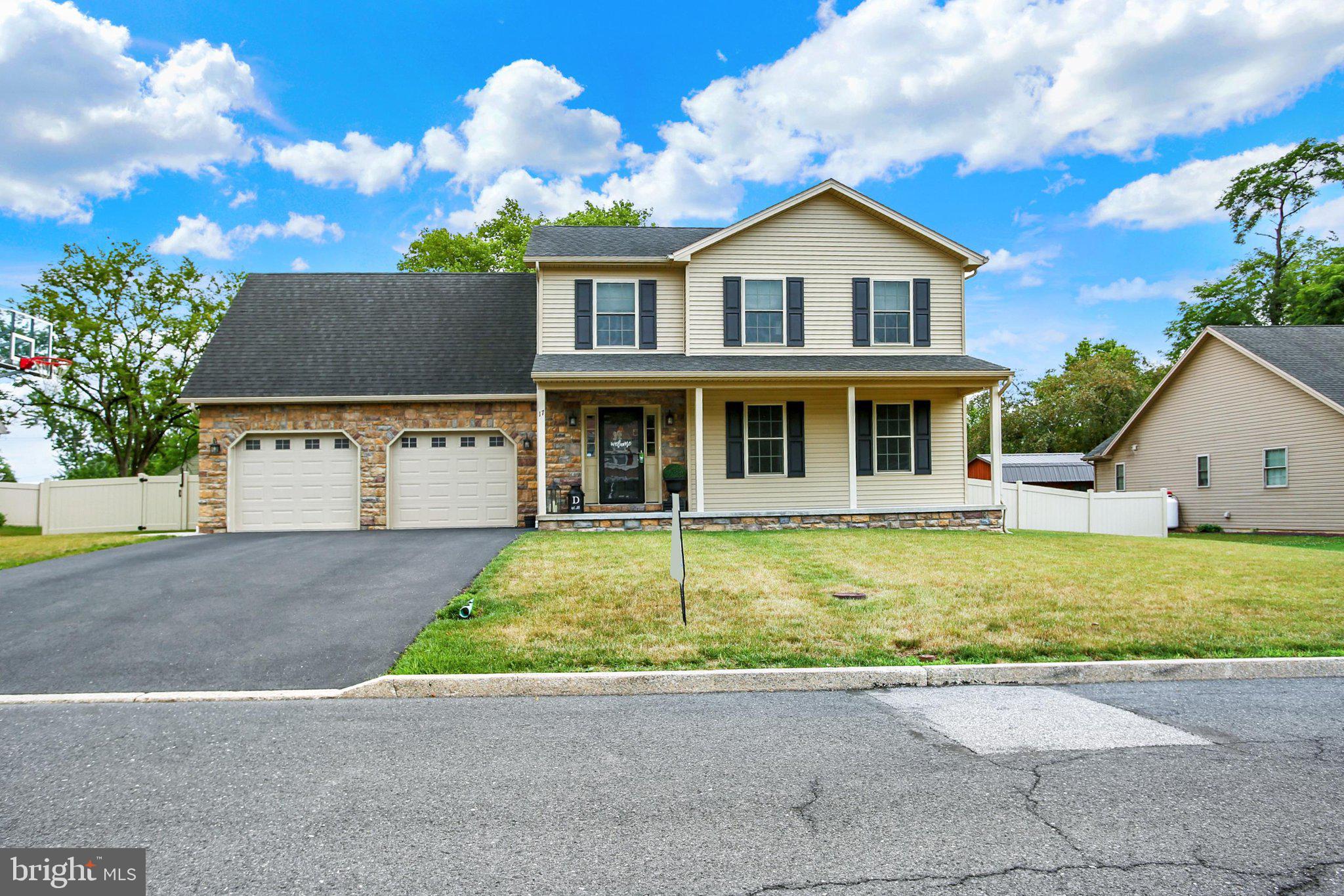 MOUNTAIN VIEW ESTATES - Residential