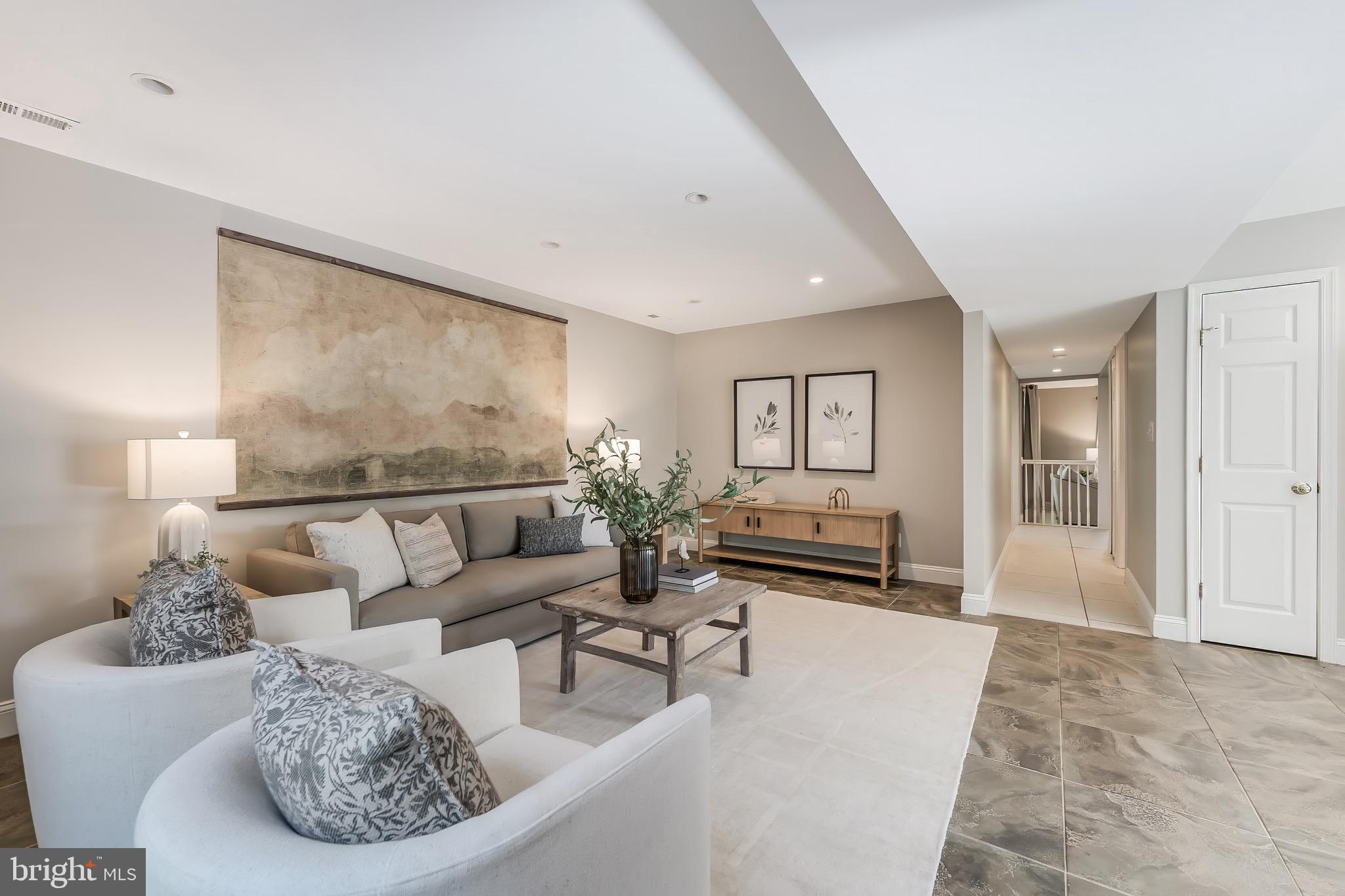 SUGARLAND RUN - Residential