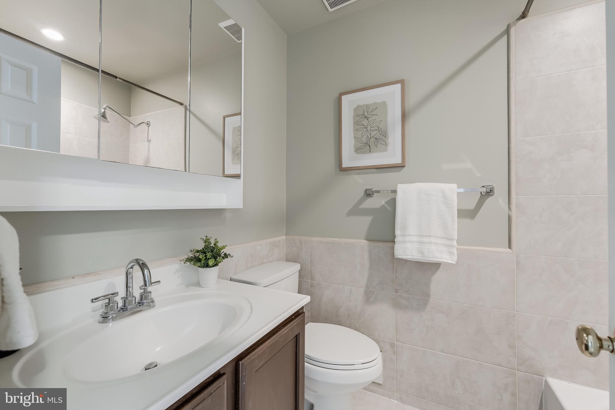 SUGARLAND RUN - Residential