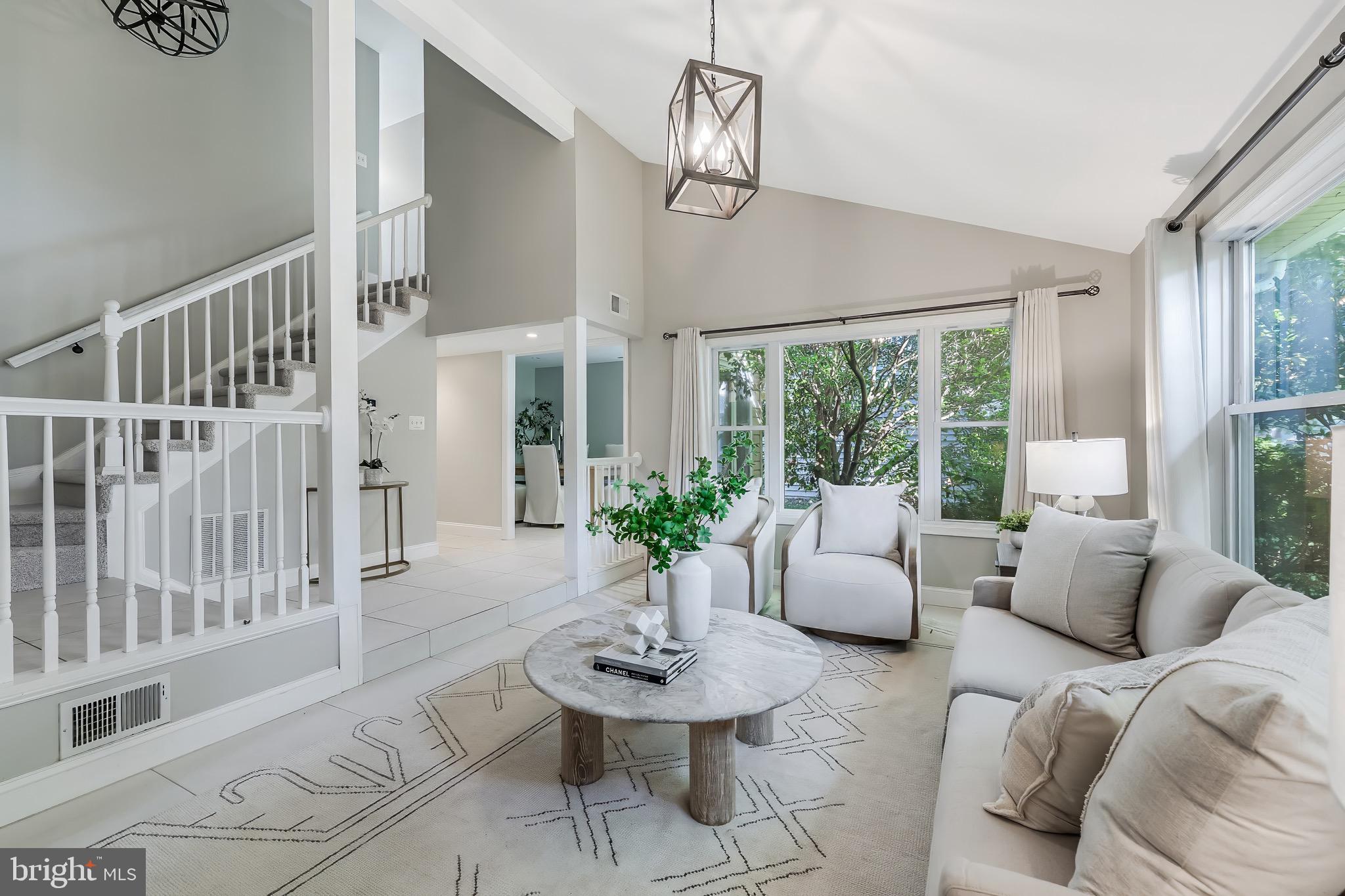 SUGARLAND RUN - Residential