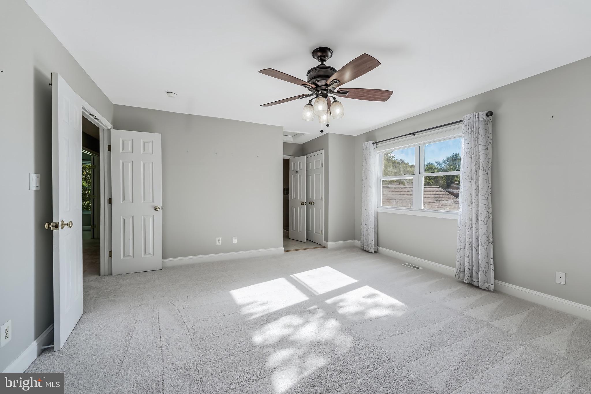 SUGARLAND RUN - Residential