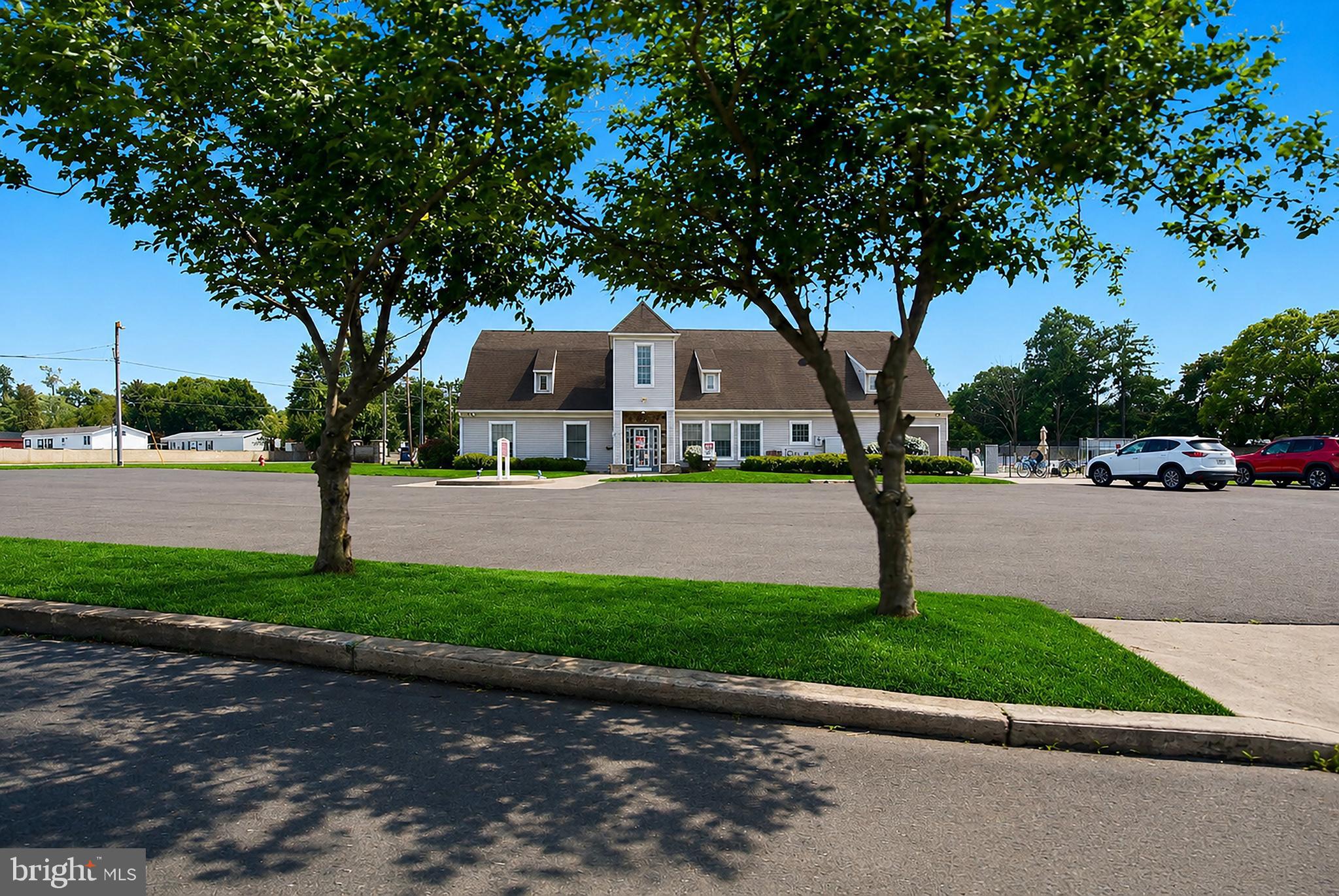 PENNWOOD CROSSING - Residential