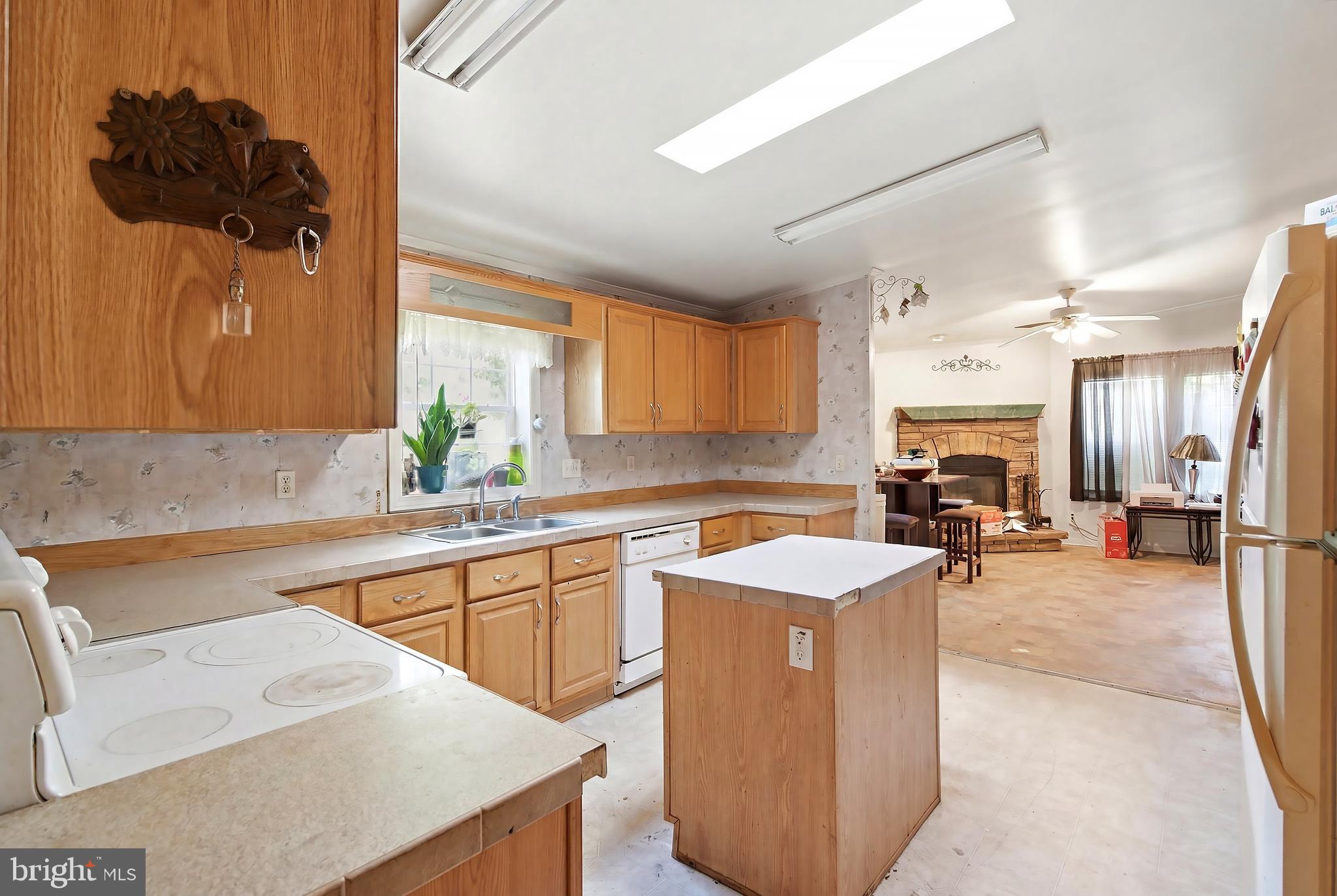 PENNWOOD CROSSING - Residential
