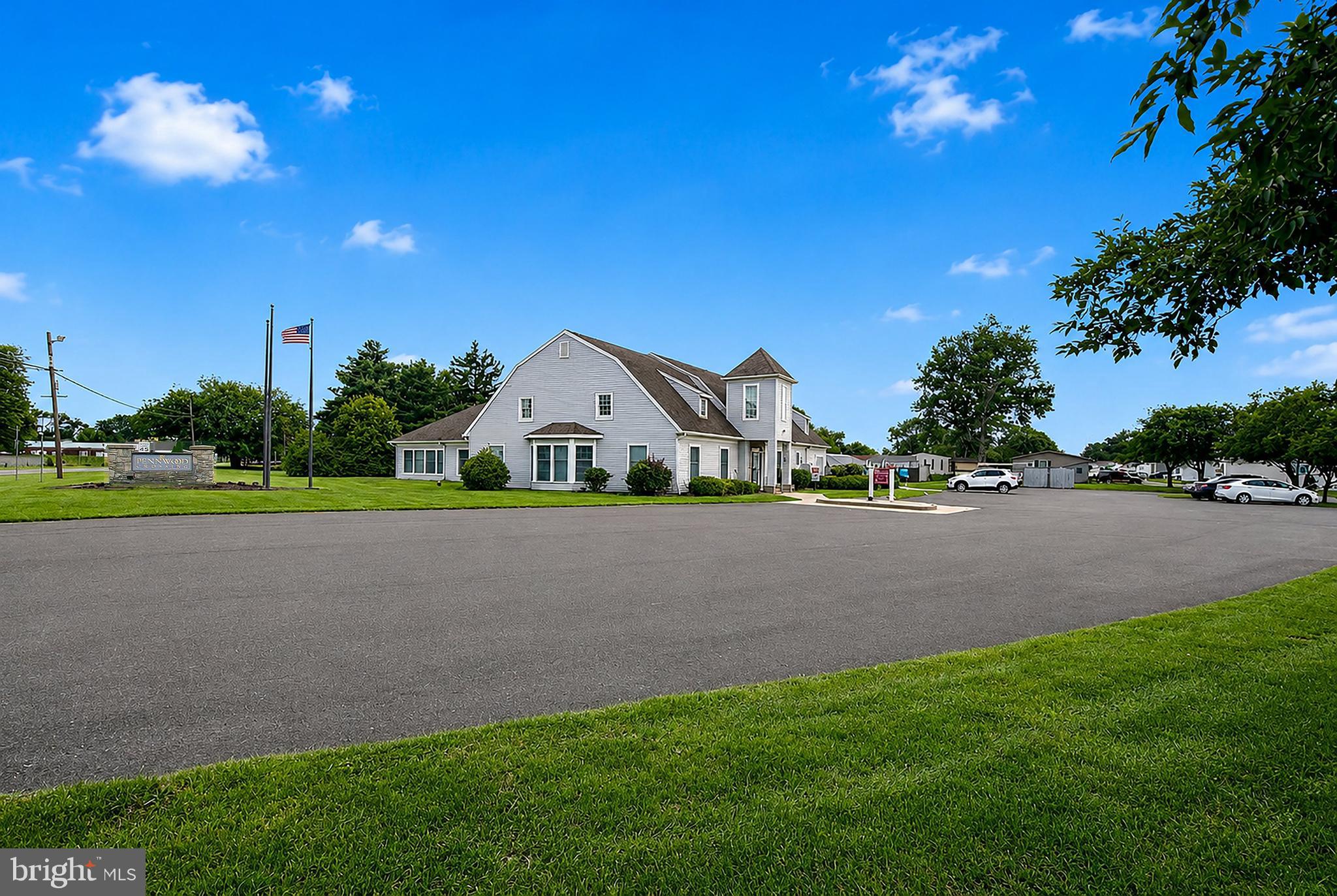 PENNWOOD CROSSING - Residential