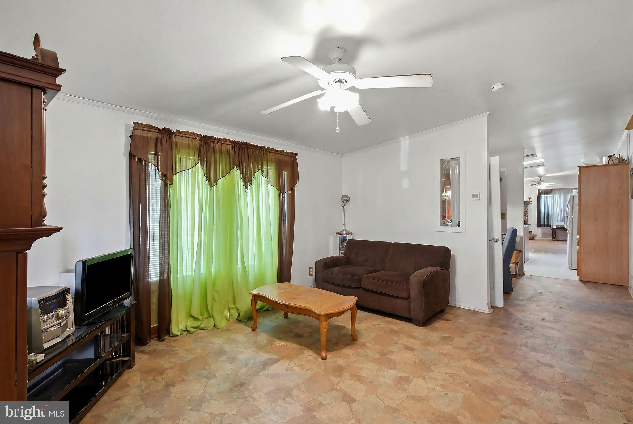PENNWOOD CROSSING - Residential
