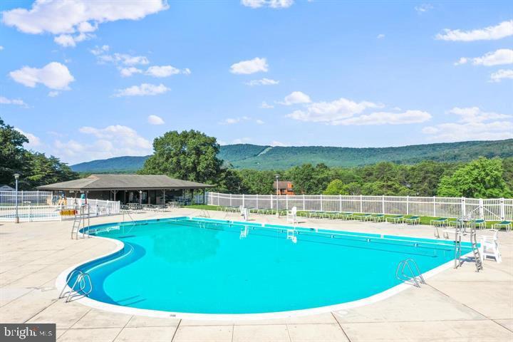 THE WOODS RESORT - Land
