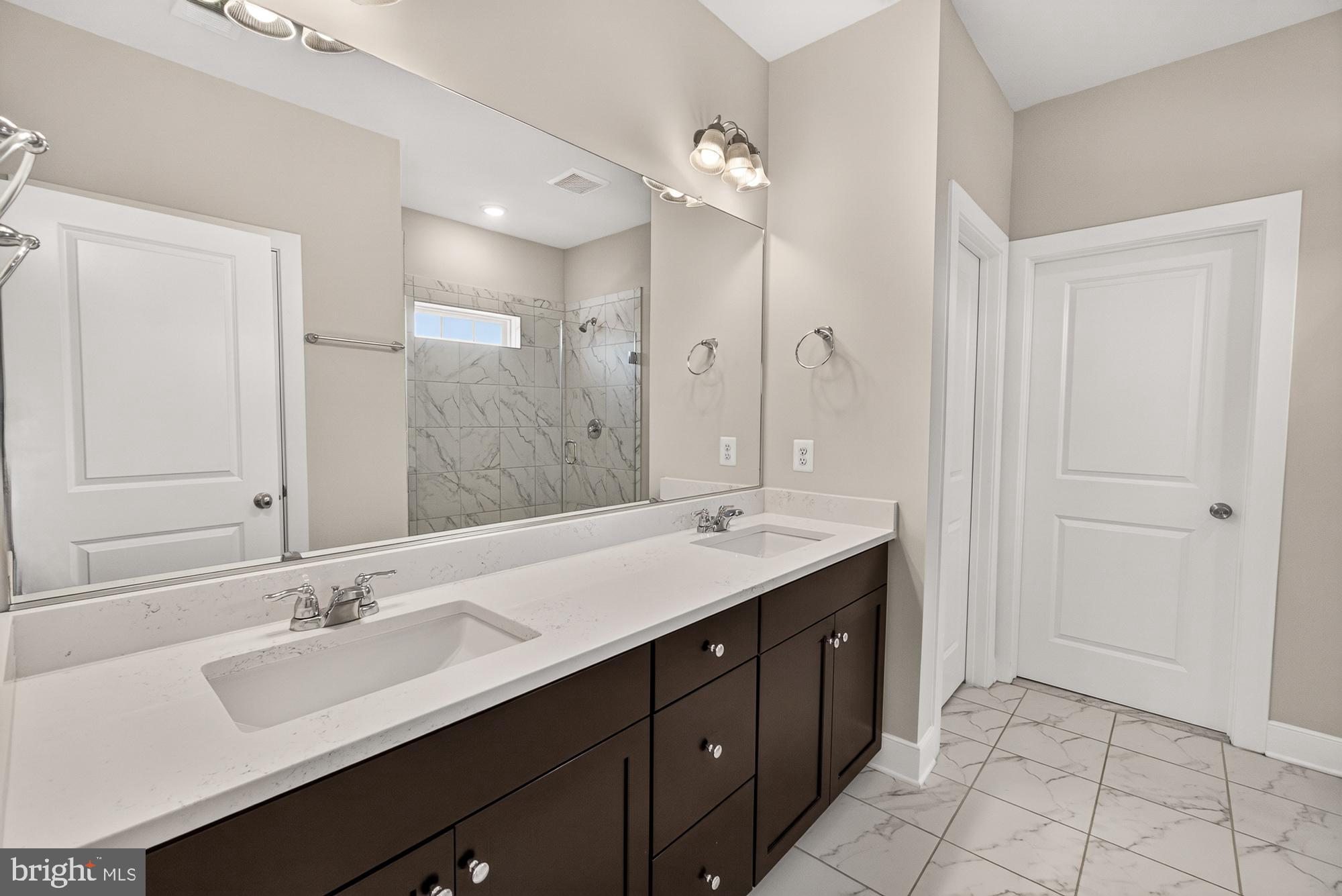 TUSCARORA CREEK - Residential
