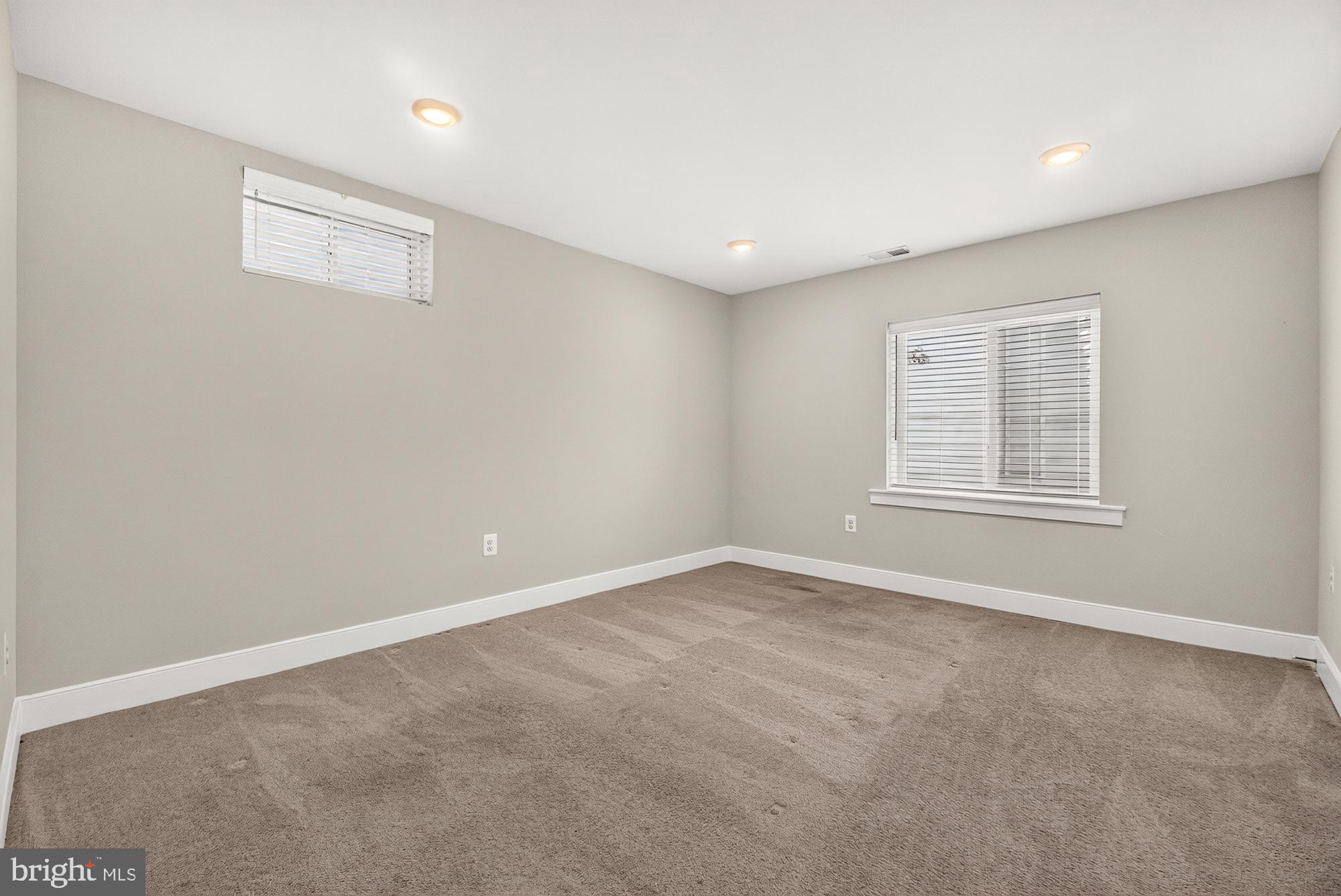 TUSCARORA CREEK - Residential