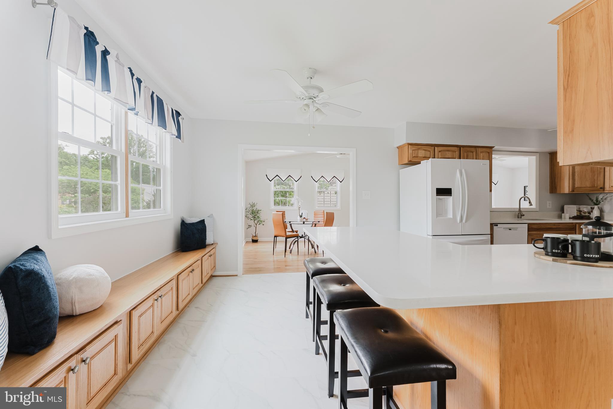 SIGNAL HILL - Residential