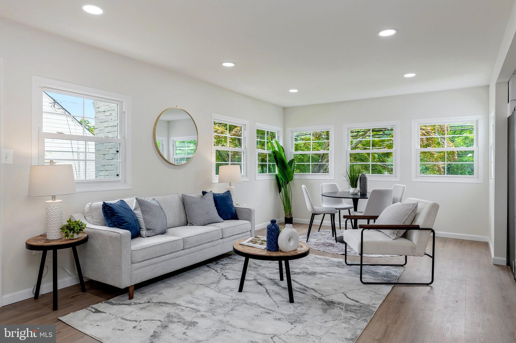 KENSINGTON - Residential