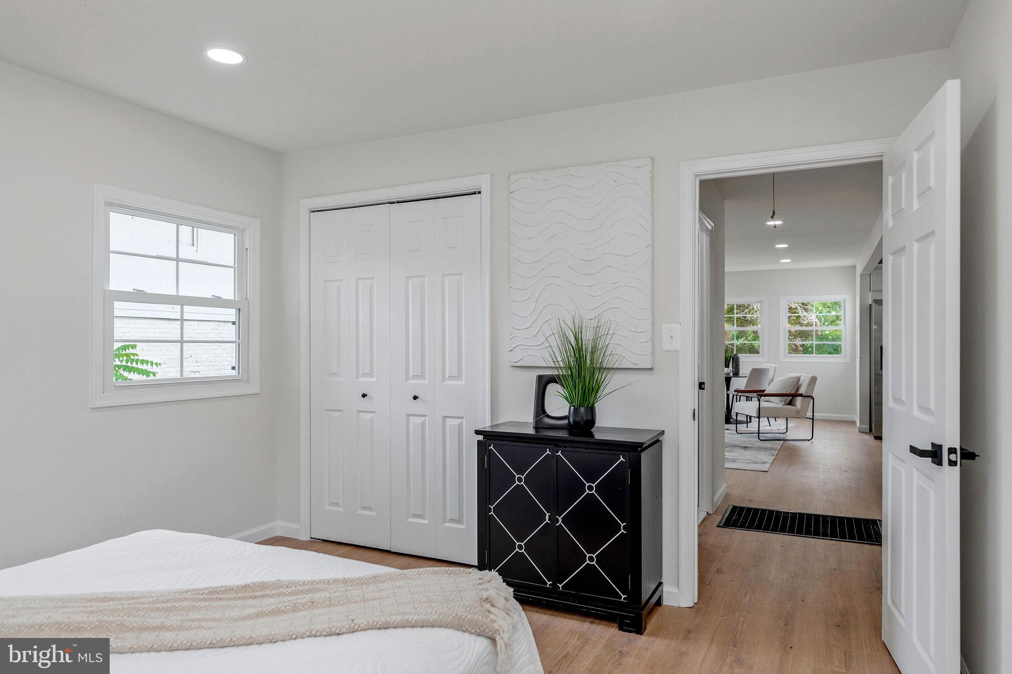 KENSINGTON - Residential