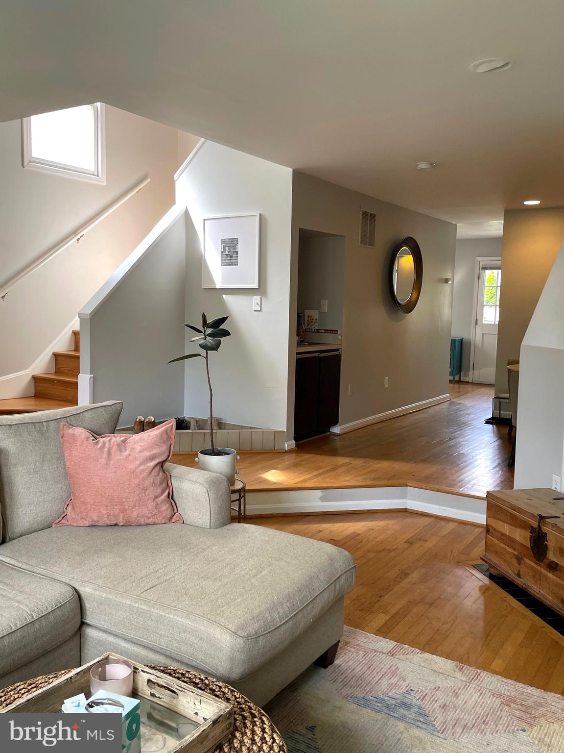 DOUGLAS ESTATES - Residential Lease