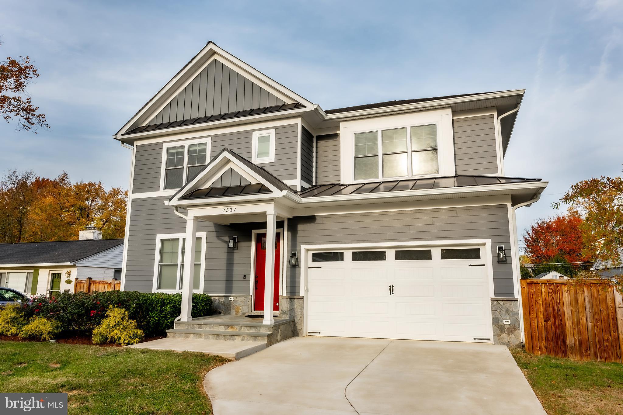 YORKTOWN - Residential