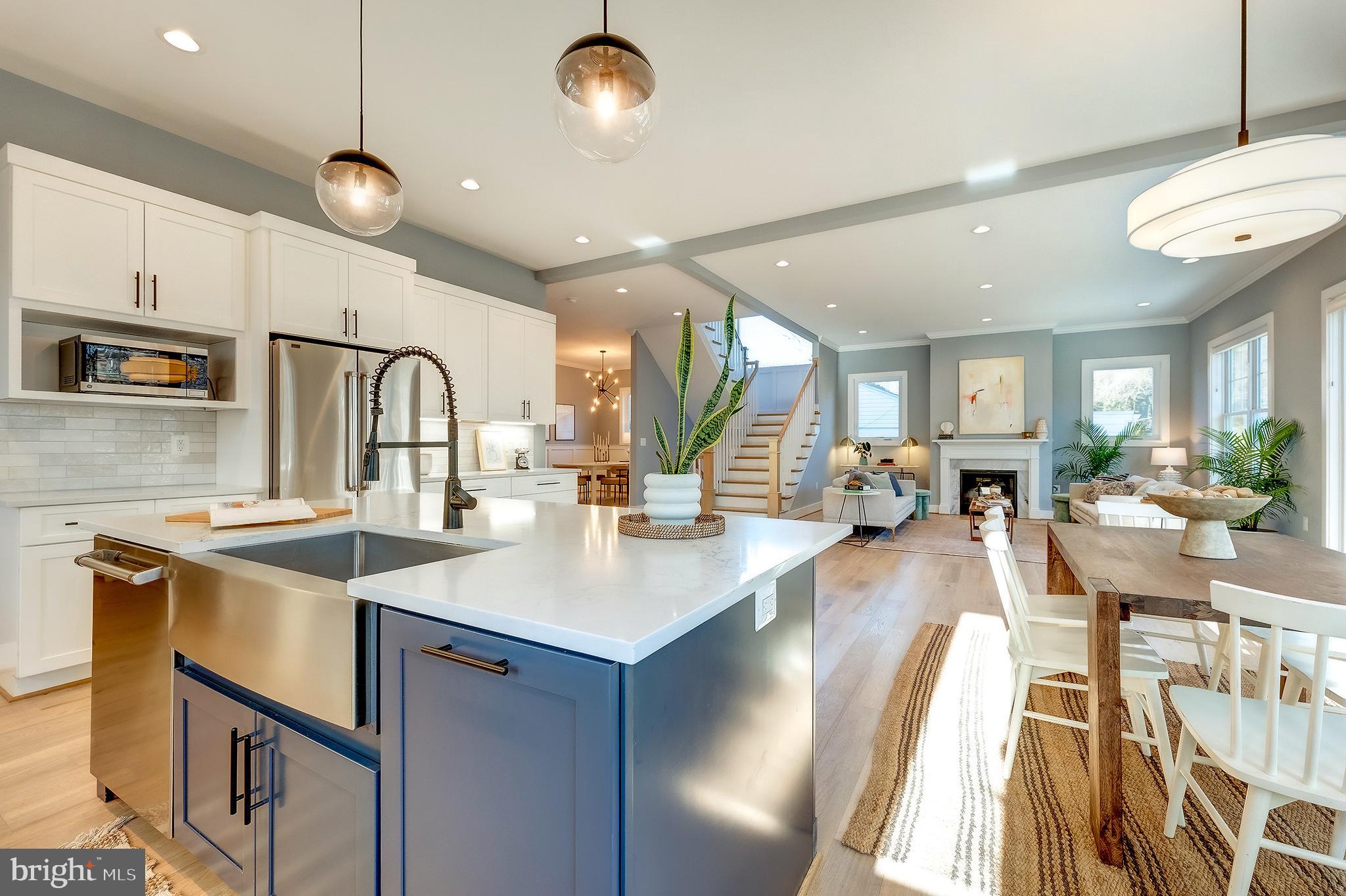 YORKTOWN - Residential