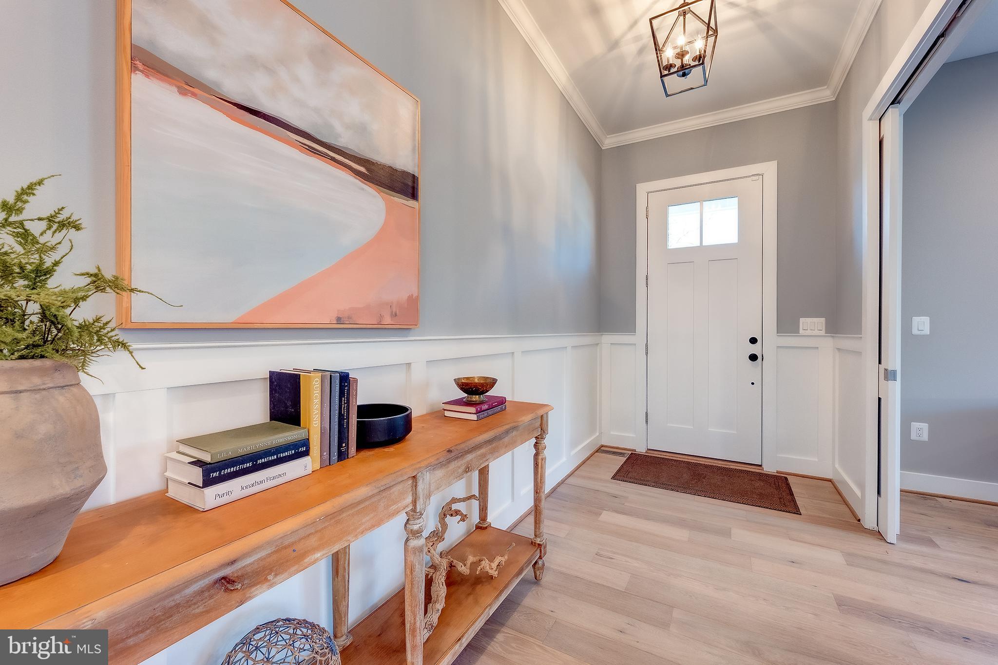 YORKTOWN - Residential