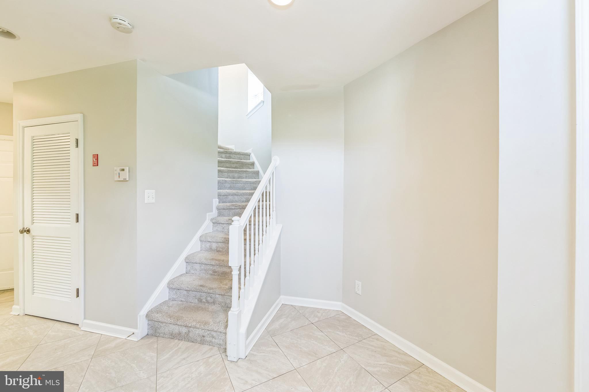 NORTHRIDGE VILLAGE - Residential