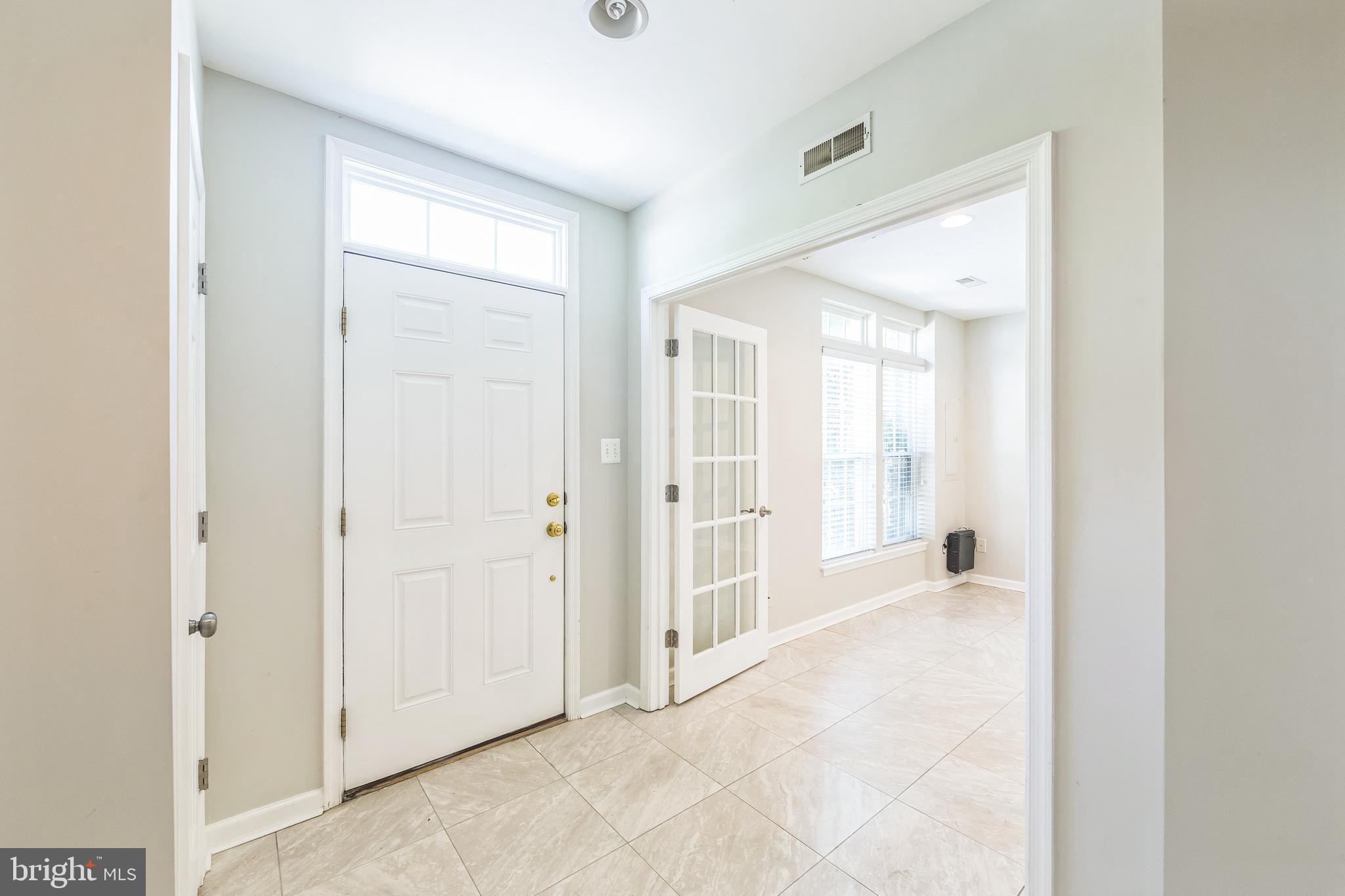 NORTHRIDGE VILLAGE - Residential