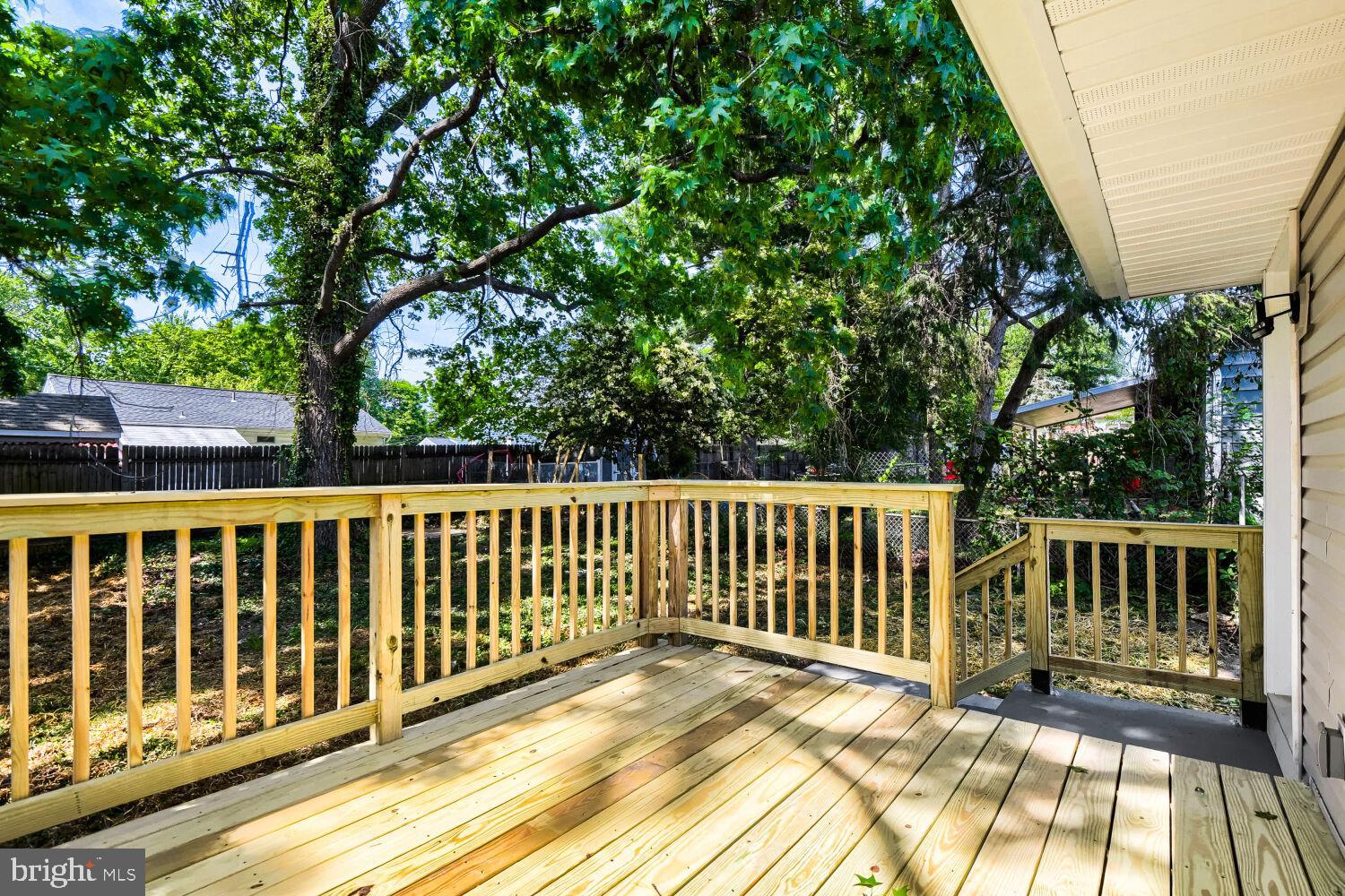 ANNAPOLIS OVERLOOK - Residential