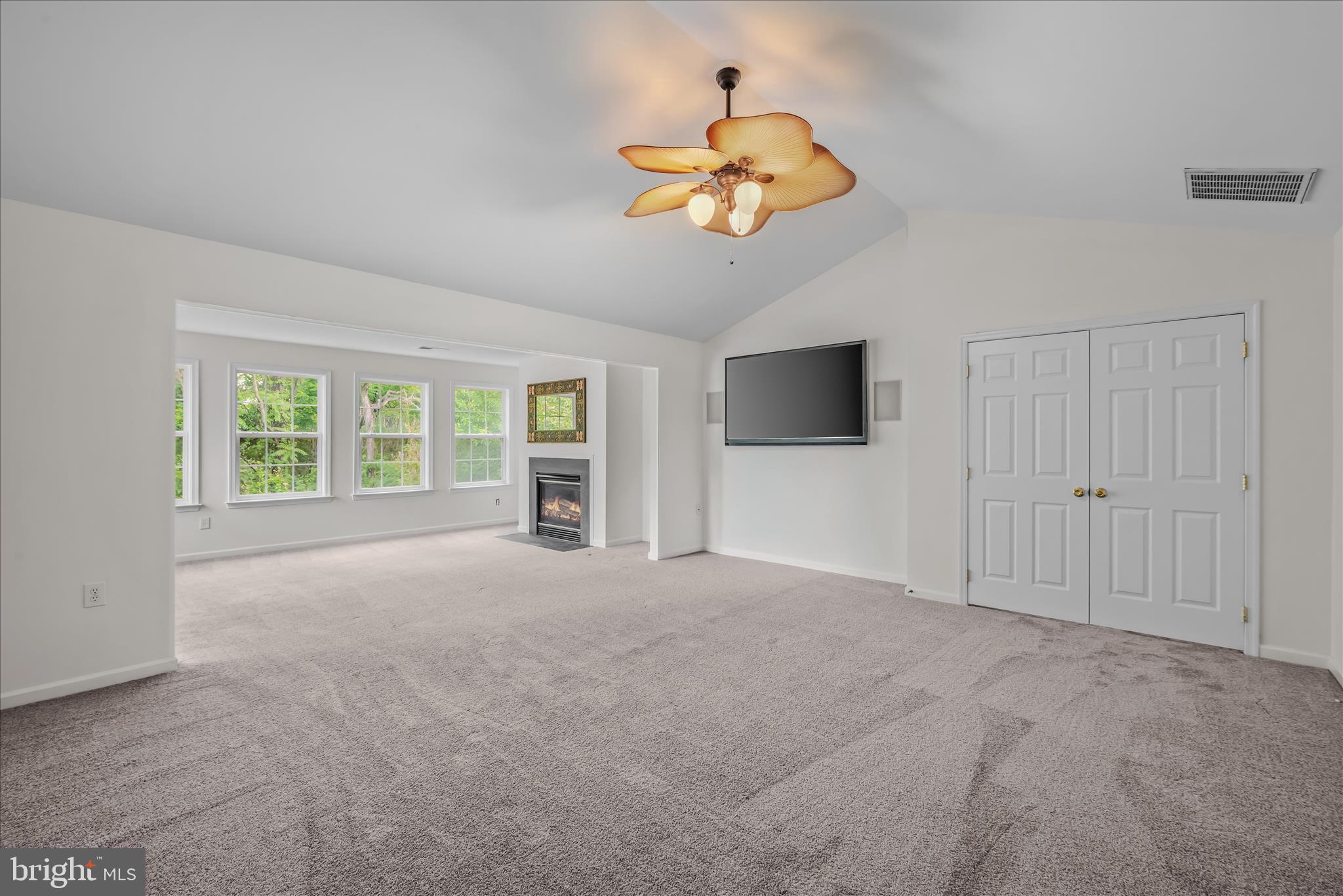 THE GALLERY - Residential