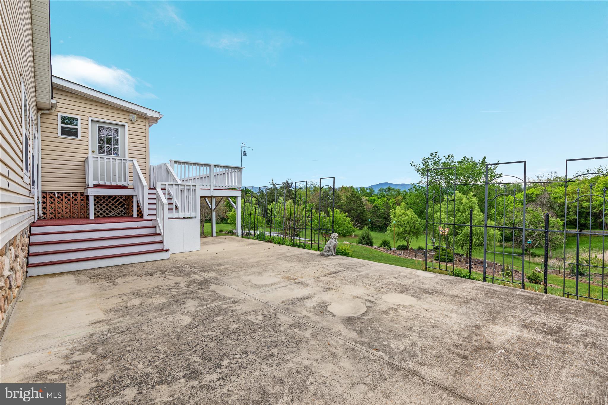 HOPE MILLS ACRES - Residential