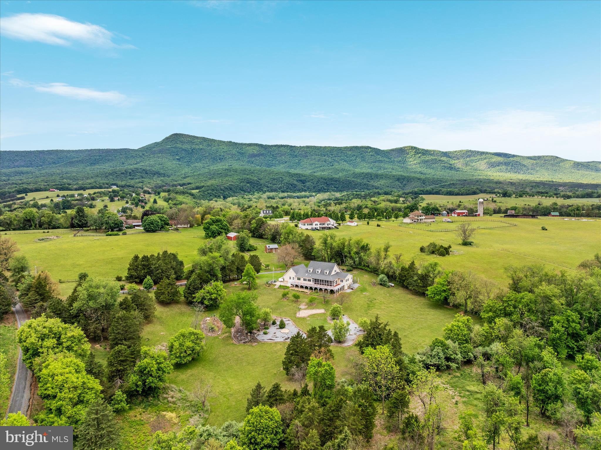 HOPE MILLS ACRES - Residential