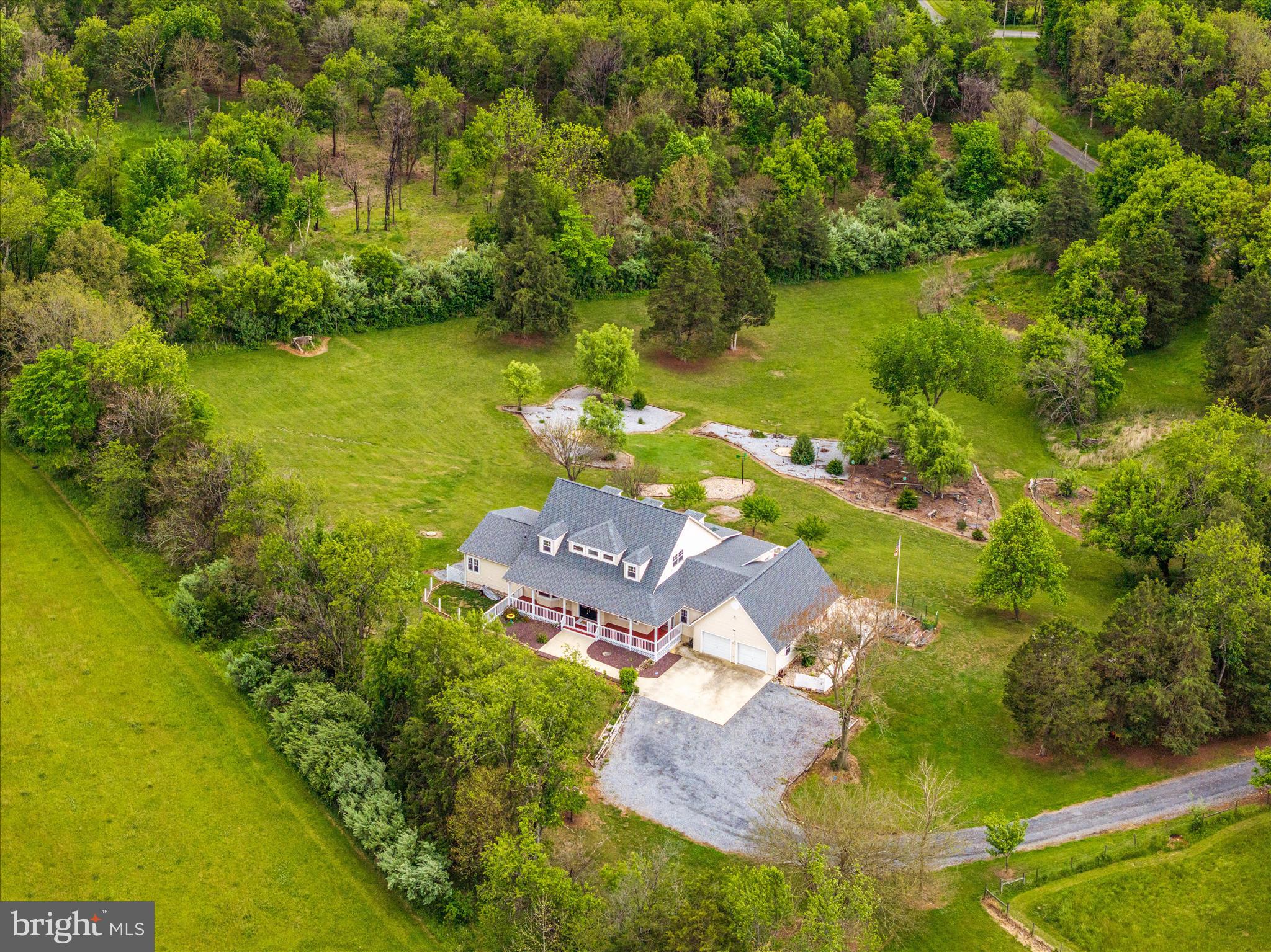 HOPE MILLS ACRES - Residential