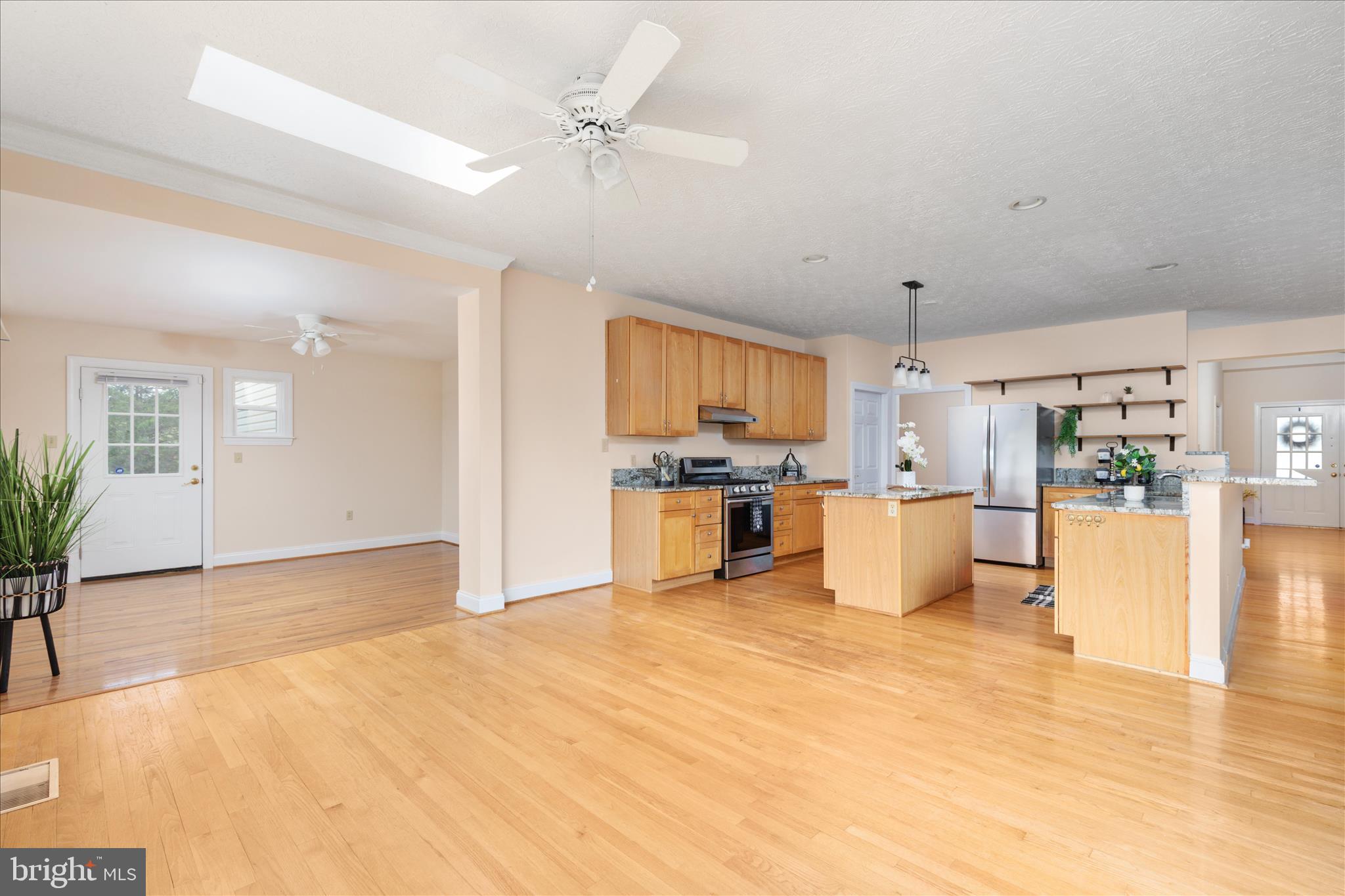 HOPE MILLS ACRES - Residential