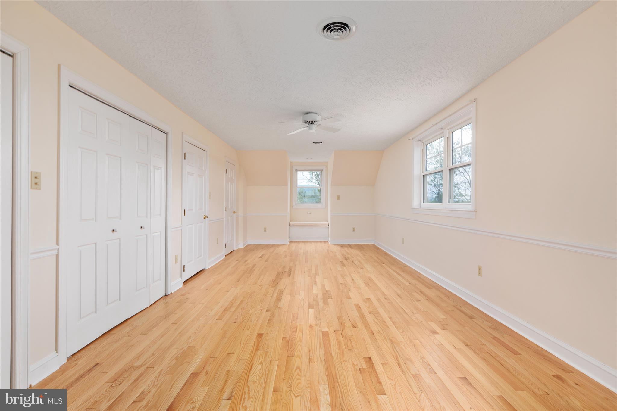 HOPE MILLS ACRES - Residential
