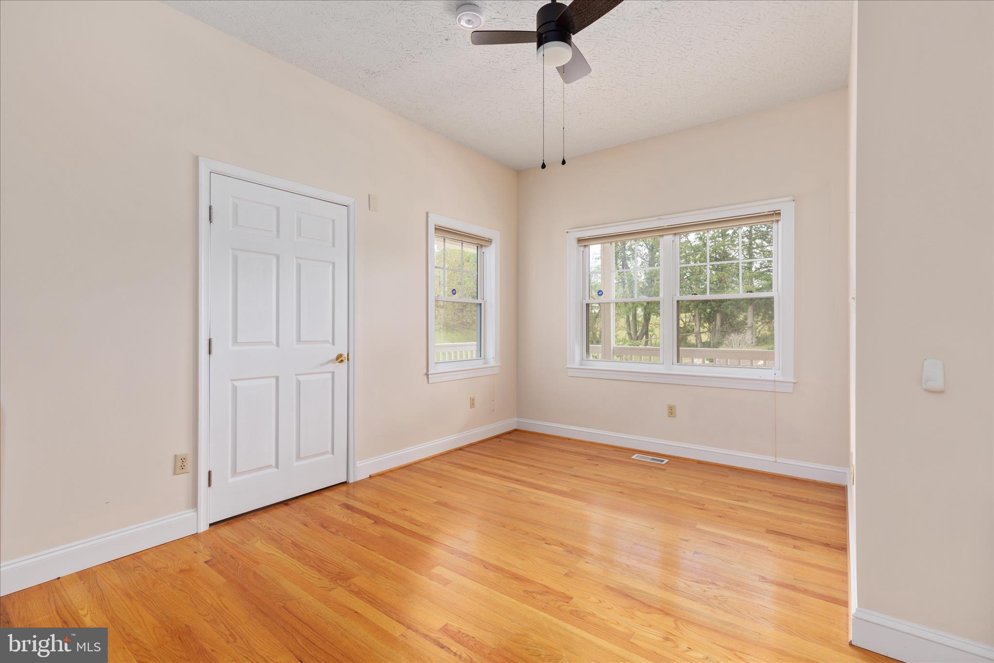 HOPE MILLS ACRES - Residential