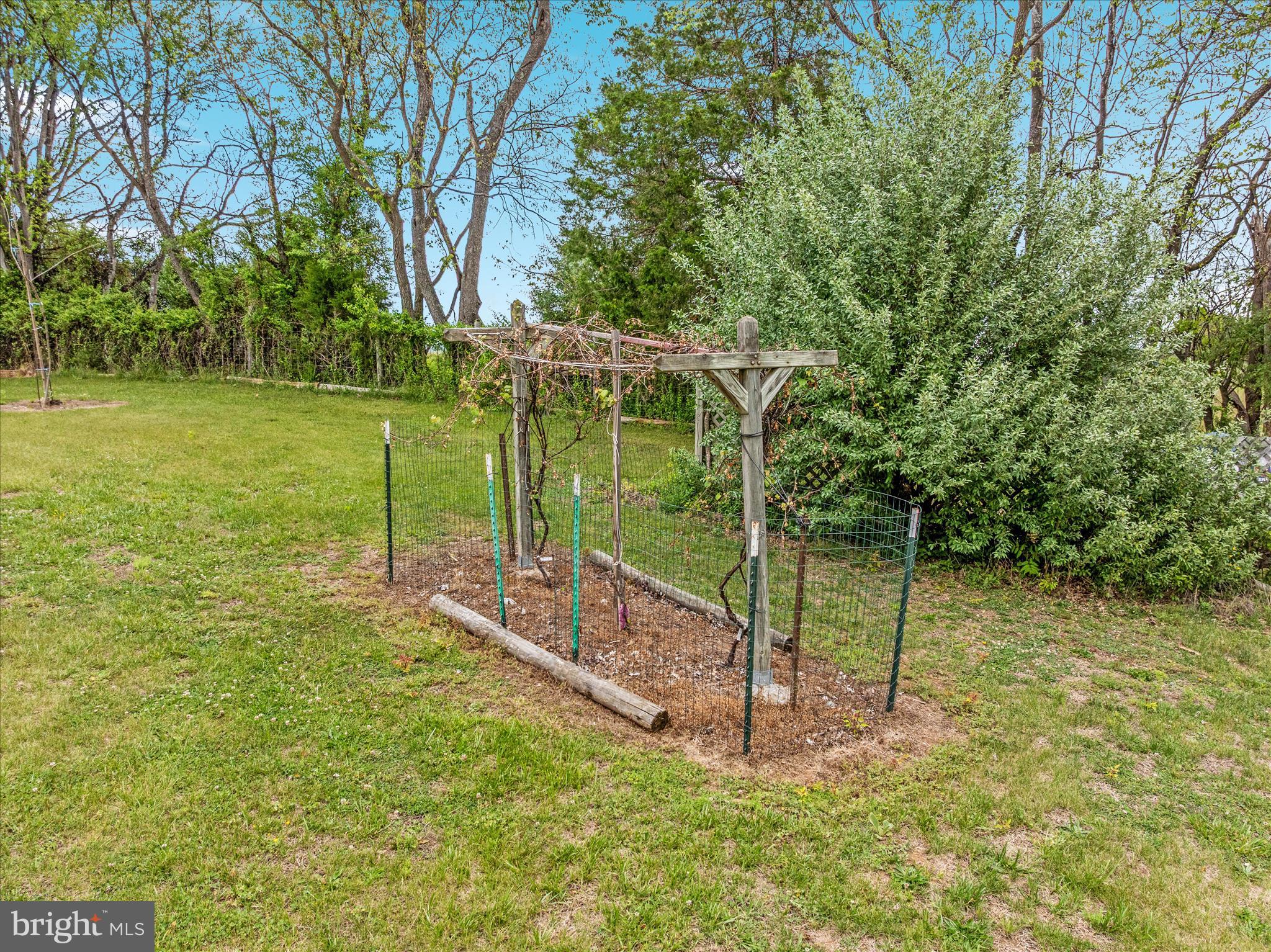 HOPE MILLS ACRES - Residential