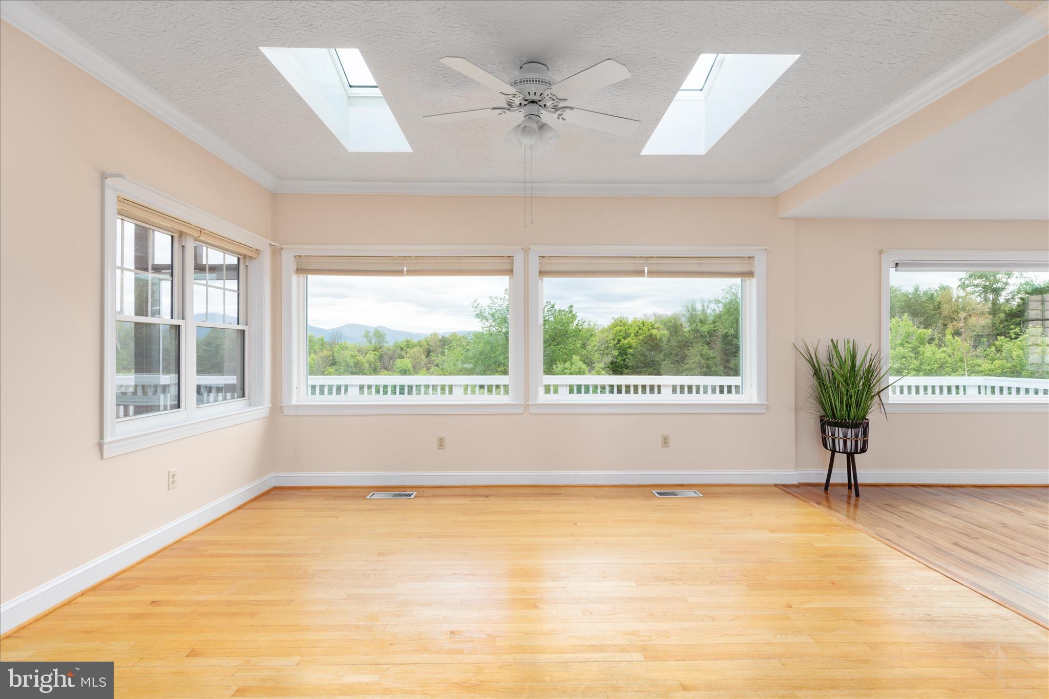 HOPE MILLS ACRES - Residential