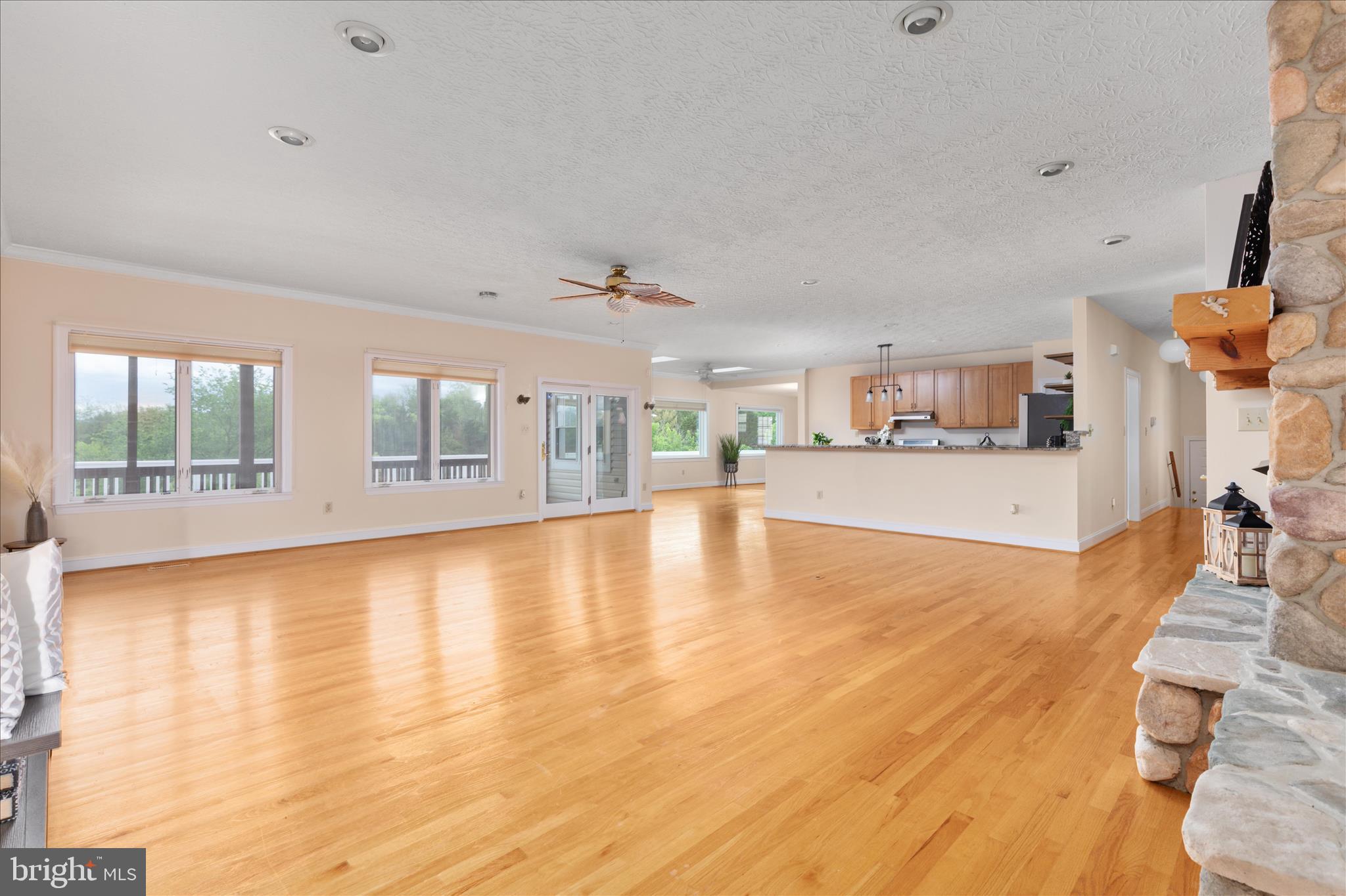 HOPE MILLS ACRES - Residential
