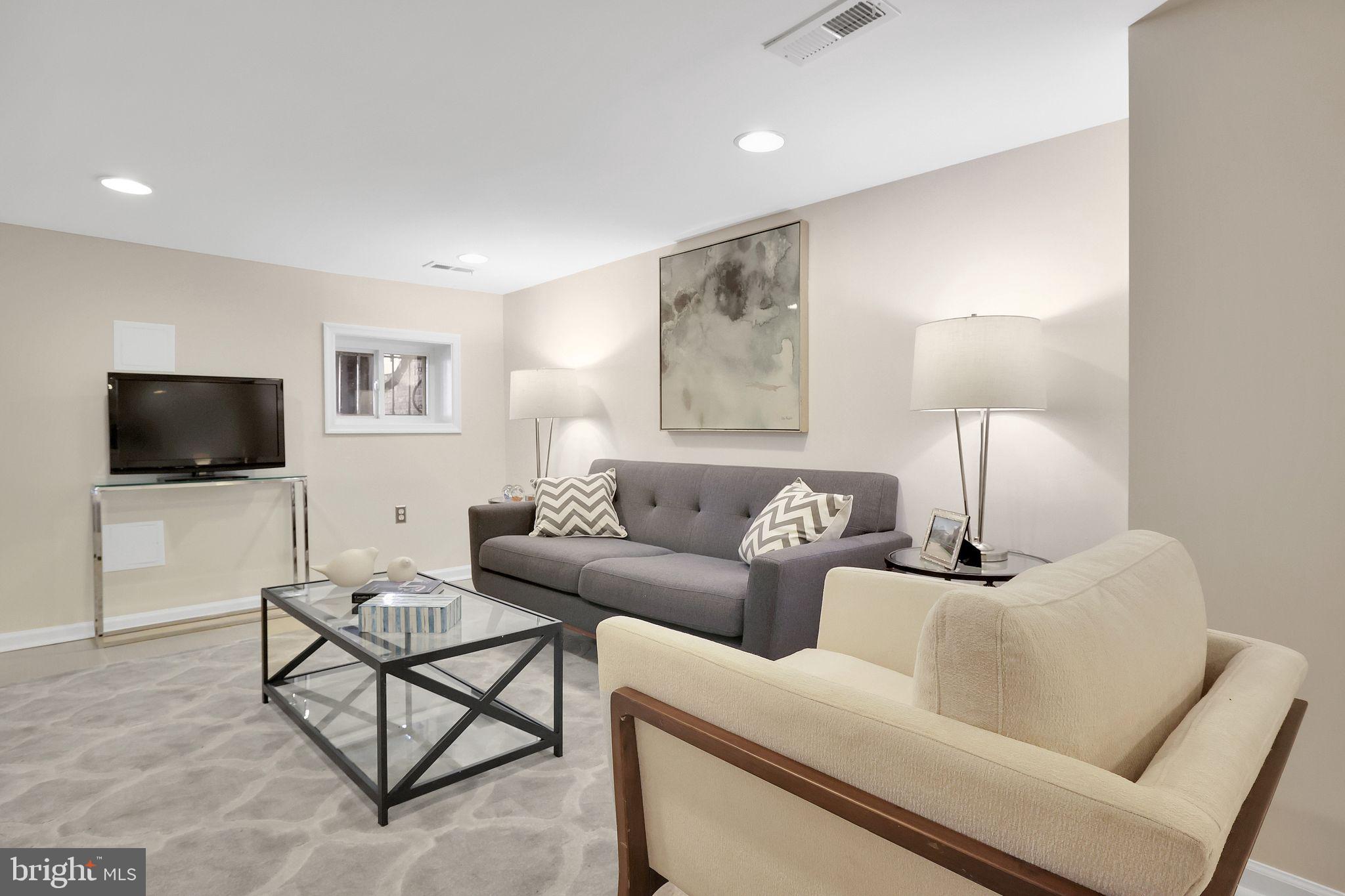 COLUMBIA HEIGHTS - Residential