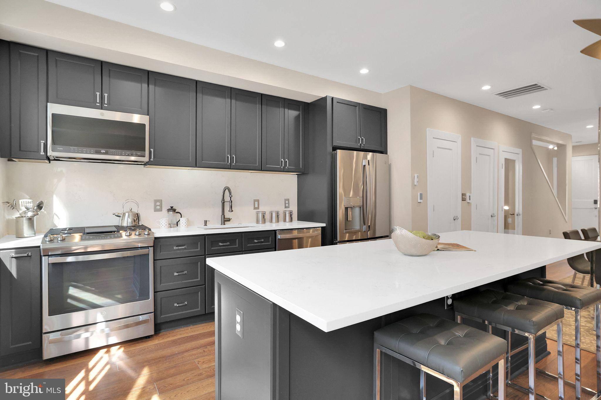 COLUMBIA HEIGHTS - Residential